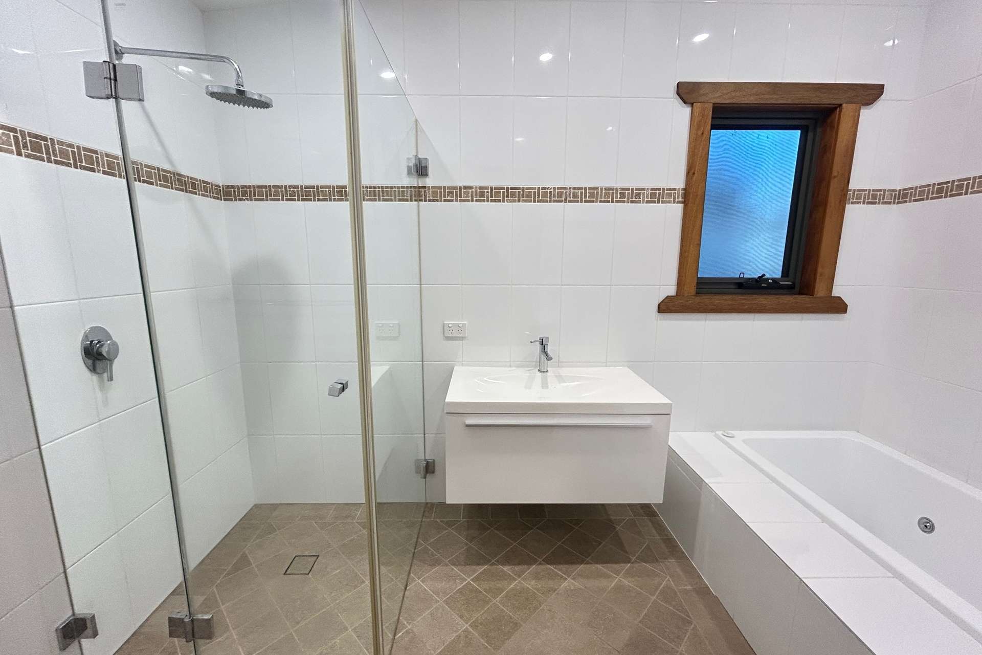 7 Lyle Street, Wentworth Falls, NSW 2782 AUS