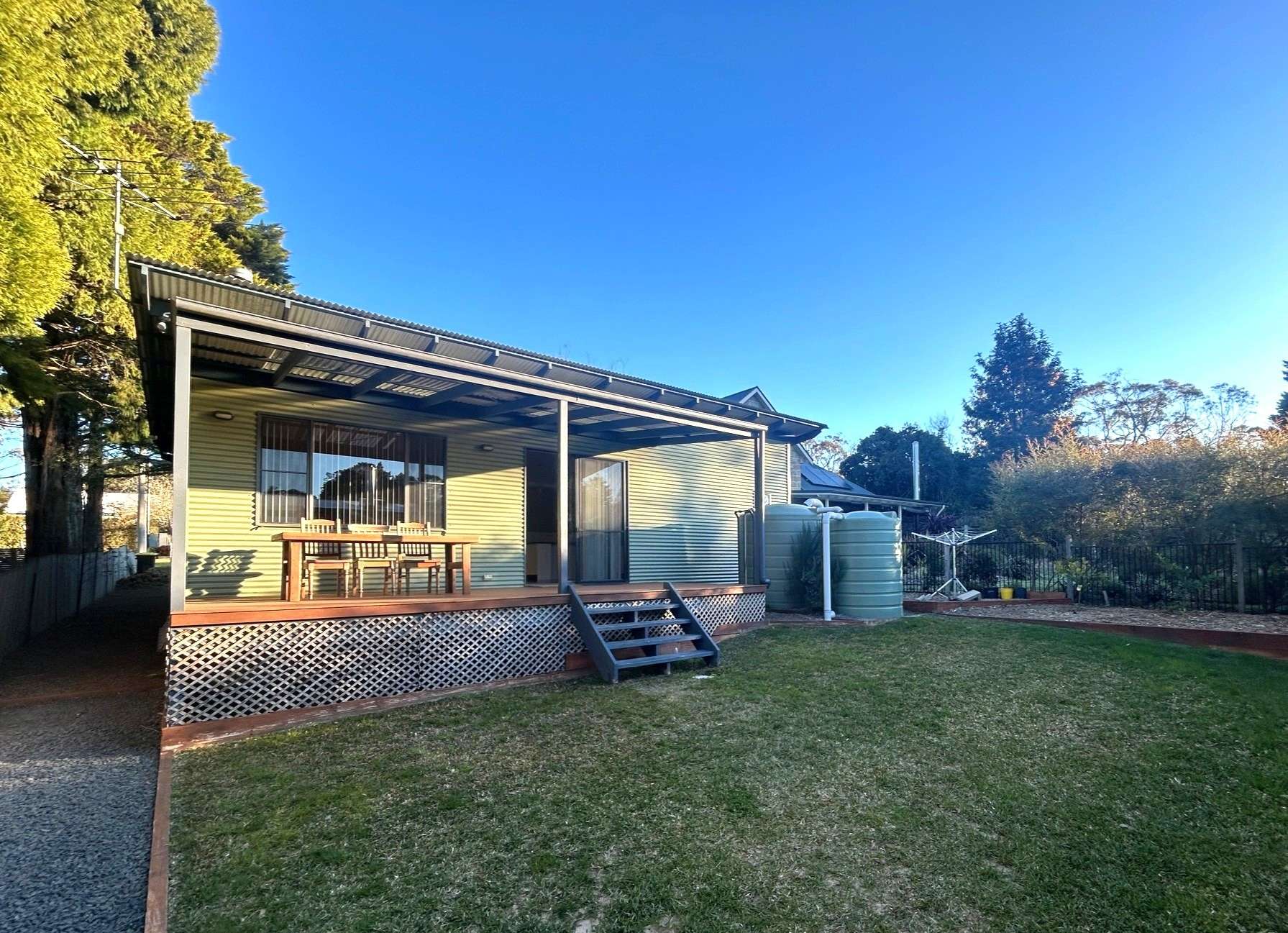 7 Lyle Street, Wentworth Falls, NSW 2782 AUS