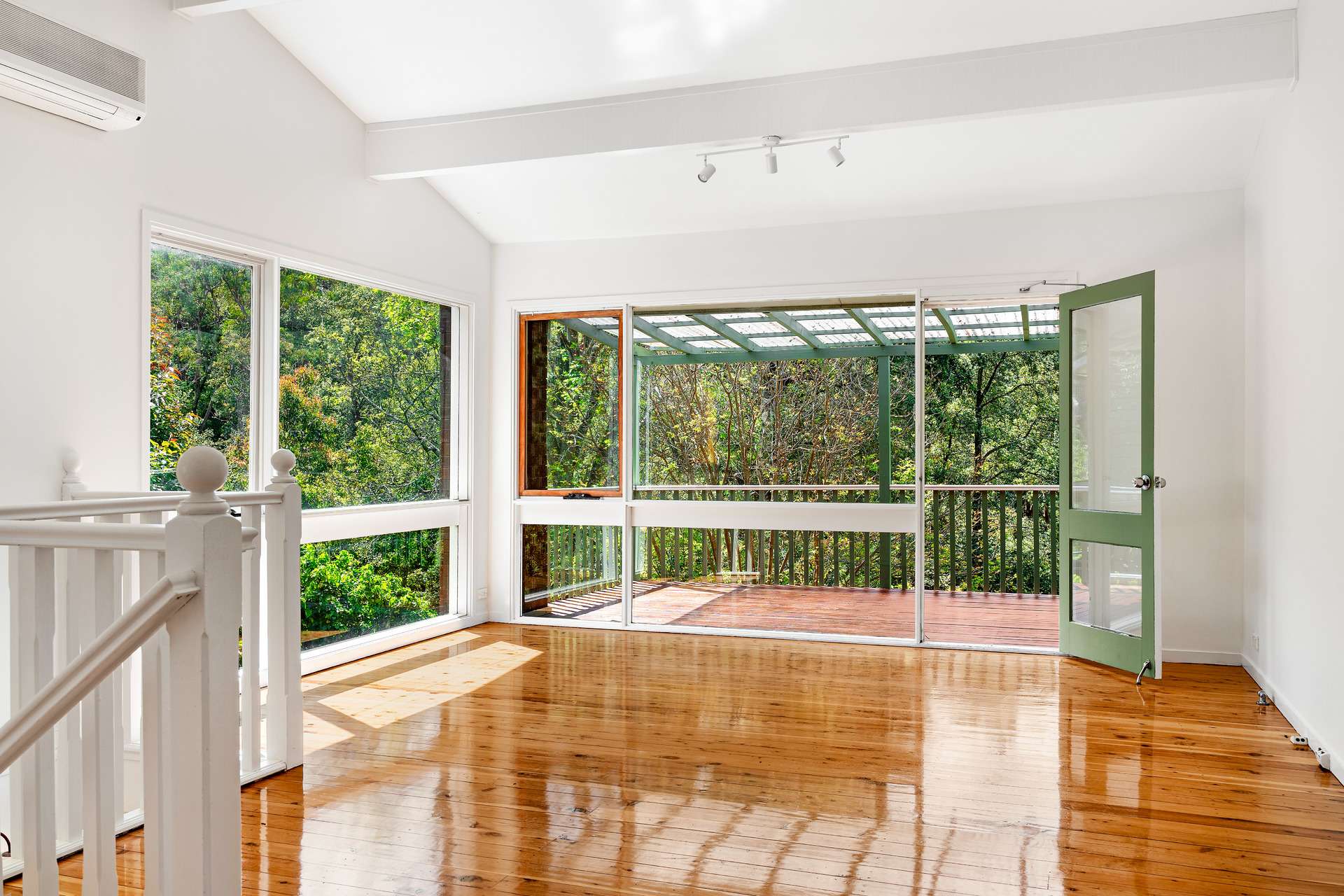 24 Catherine Crescent, Blaxland, NSW 2774 AUS