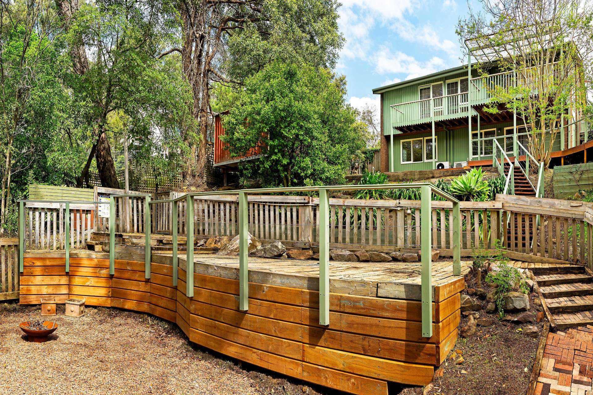 24 Catherine Crescent, Blaxland, NSW 2774 AUS