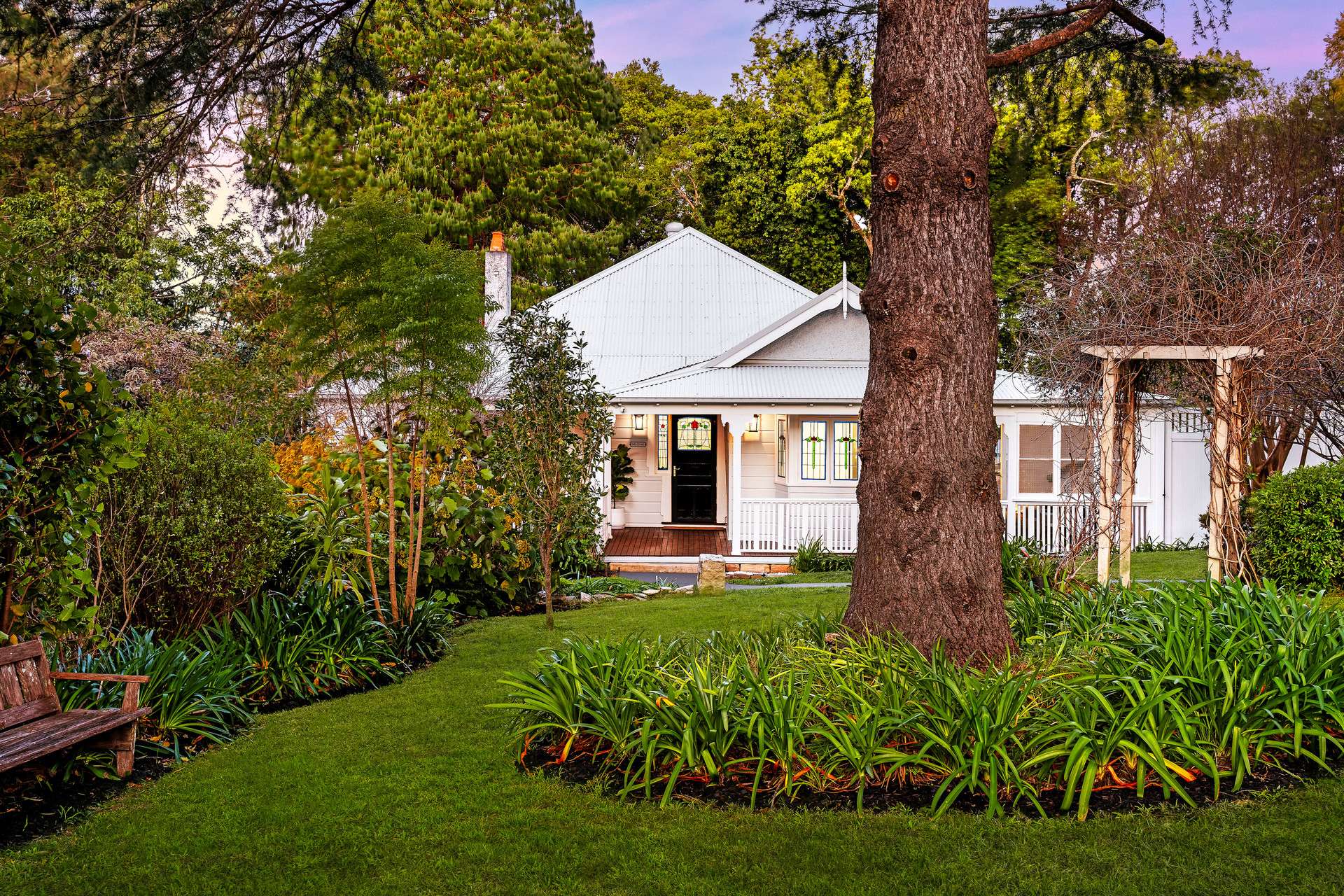 23 Moorecourt Avenue, Springwood, NSW 2777 AUS