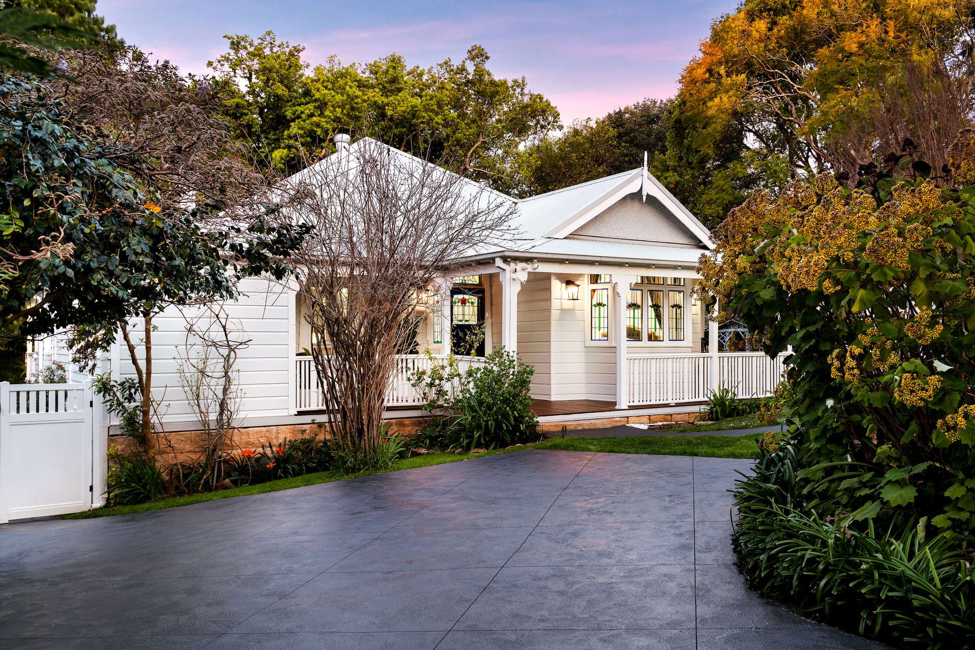 23 Moorecourt Avenue, Springwood, NSW 2777 AUS