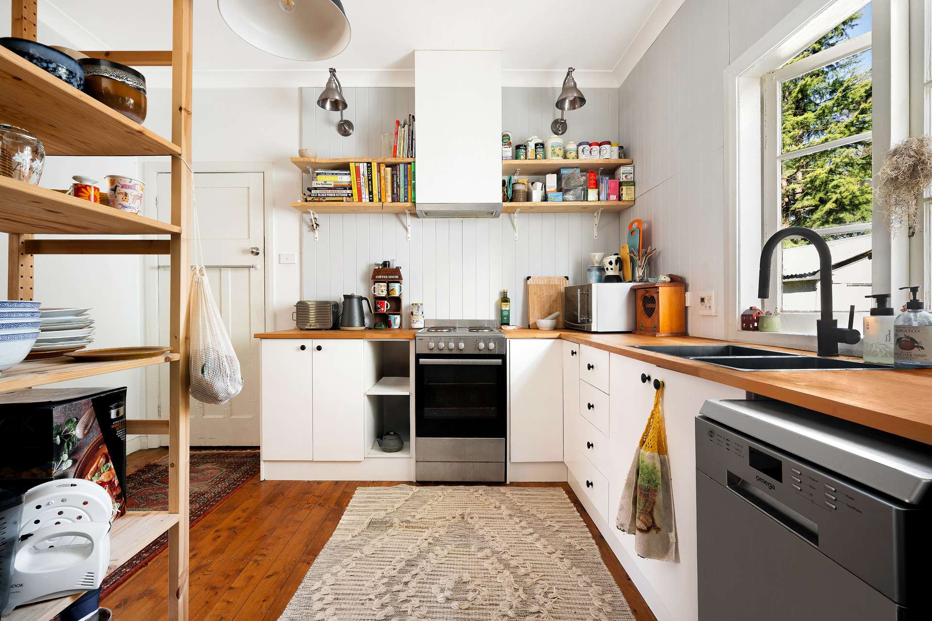 34 Freelander Avenue, Katoomba, NSW 2780 AUS