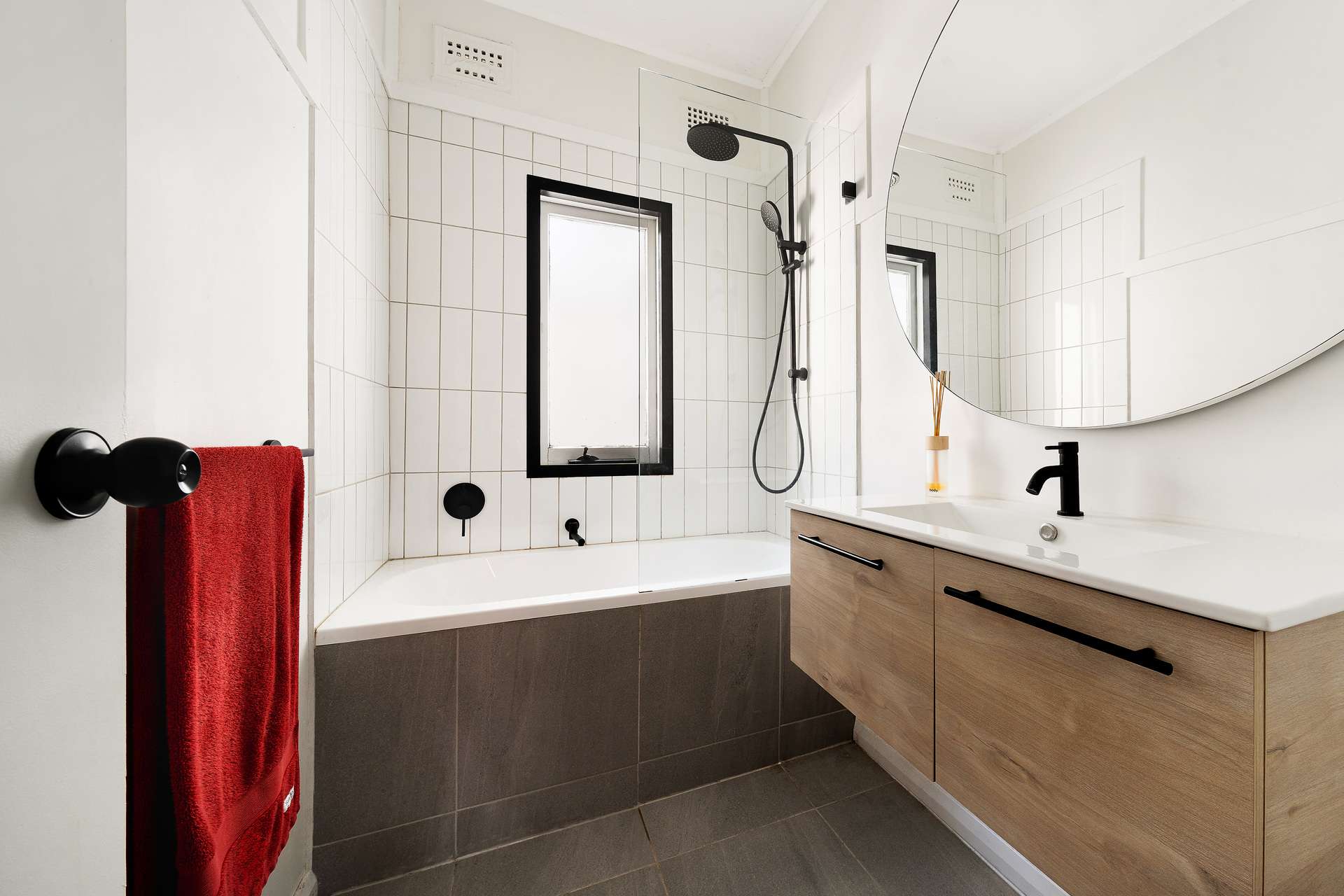 34 Freelander Avenue, Katoomba, NSW 2780 AUS