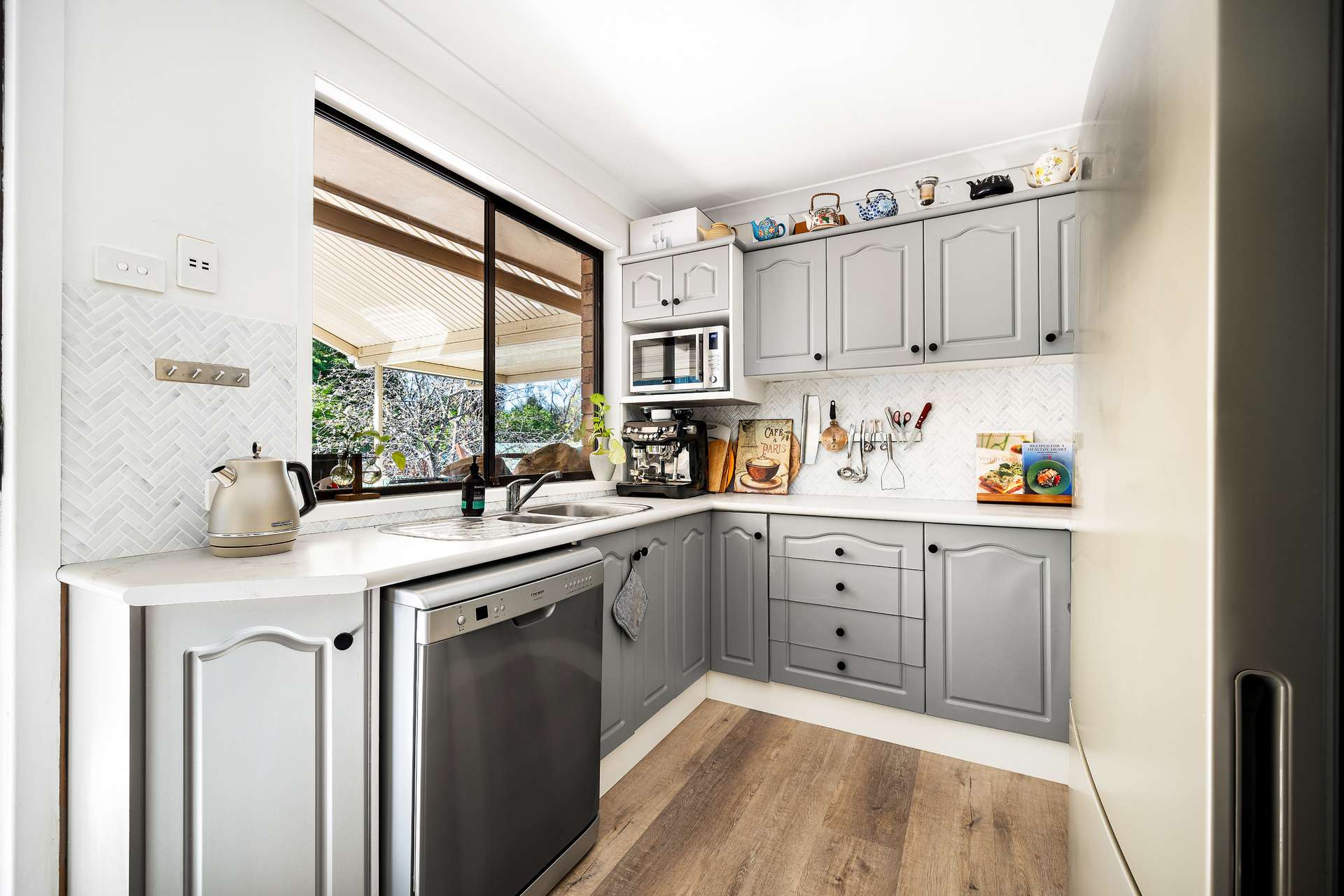 100 Hall Parade, Hazelbrook, NSW 2779 AUS