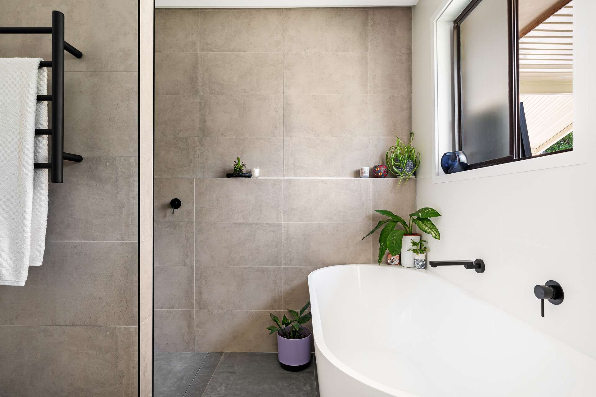 100 Hall Parade, Hazelbrook, NSW 2779 AUS