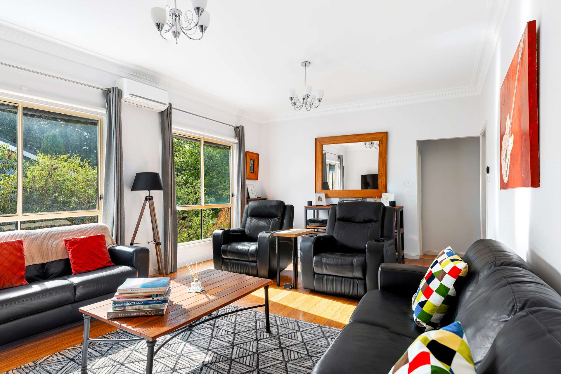 10 Gates Avenue, Katoomba, NSW 2780 AUS