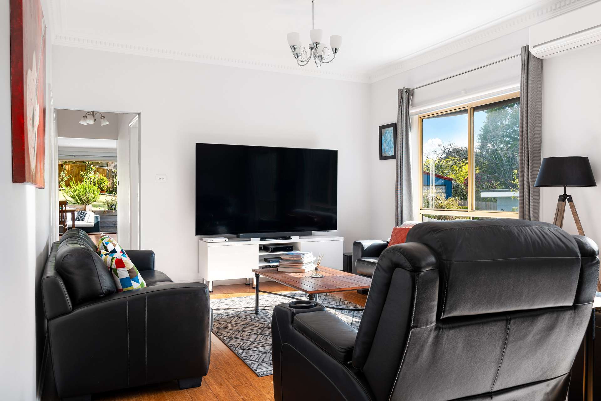 10 Gates Avenue, Katoomba, NSW 2780 AUS