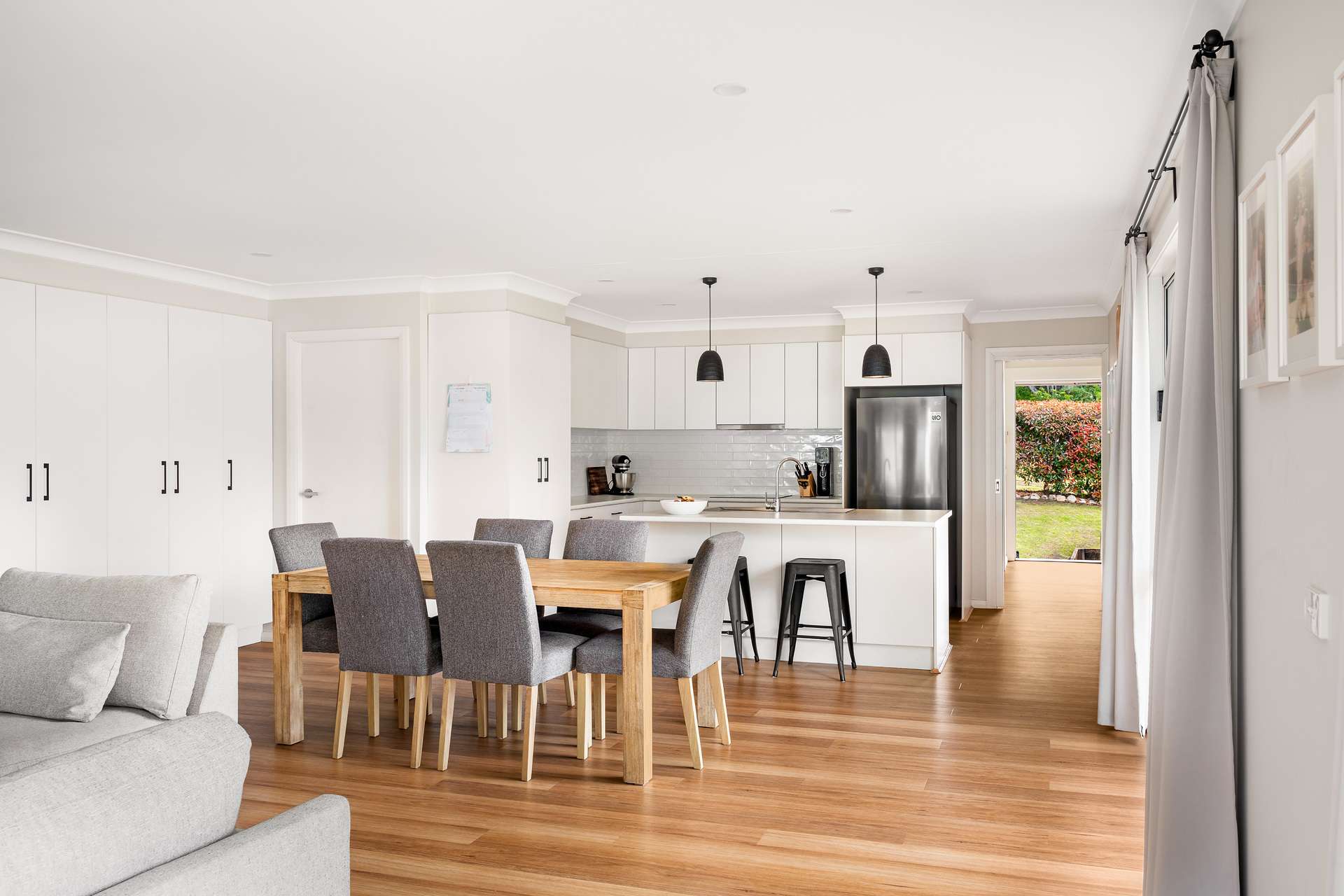 28 Pritchard Street, Wentworth Falls, NSW 2782 AUS