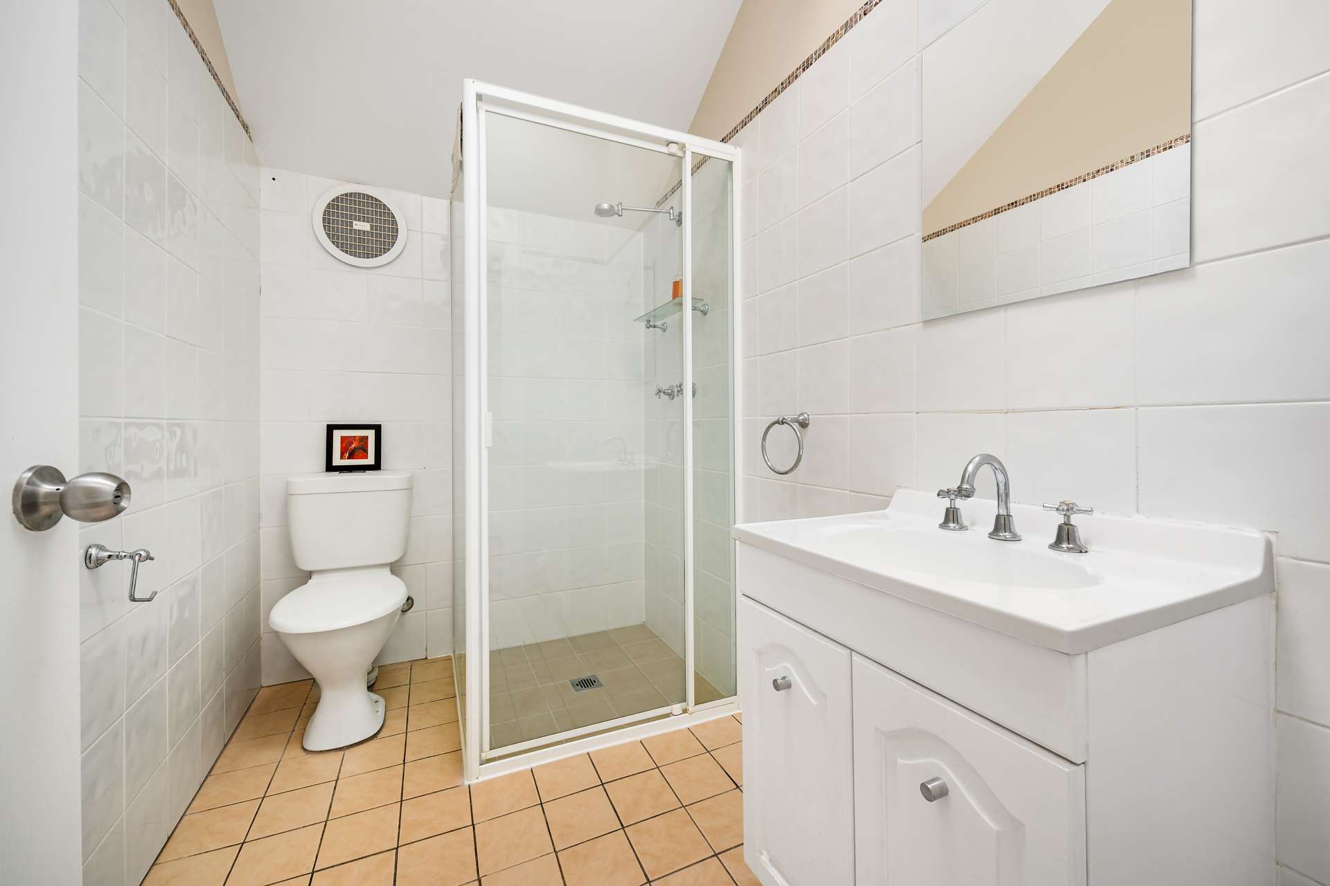 14 Cambridge Street, Valley Heights, NSW 2777 AUS