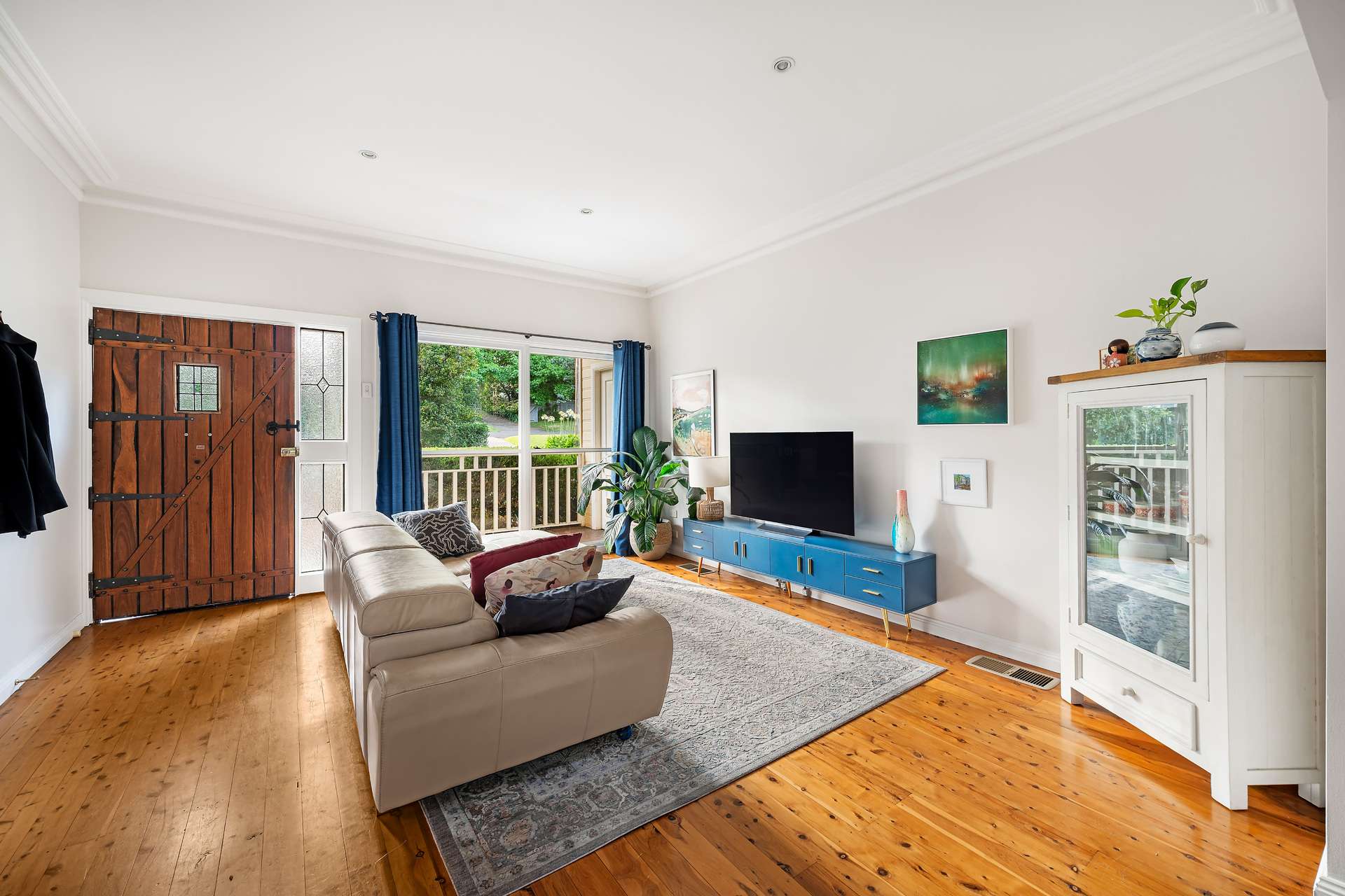 14 Cambridge Street, Valley Heights, NSW 2777 AUS