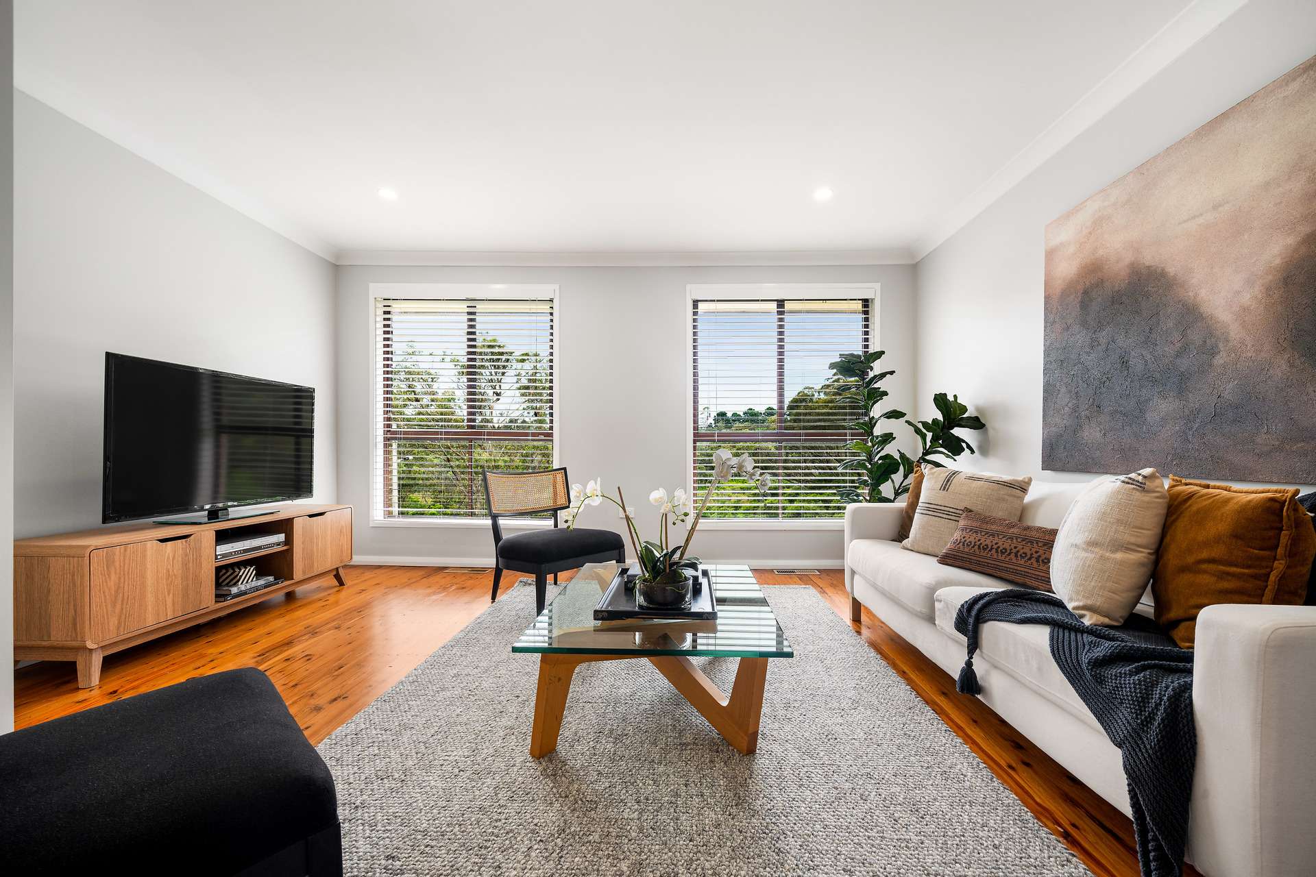 16 Banksia Road, Wentworth Falls, NSW 2782 AUS