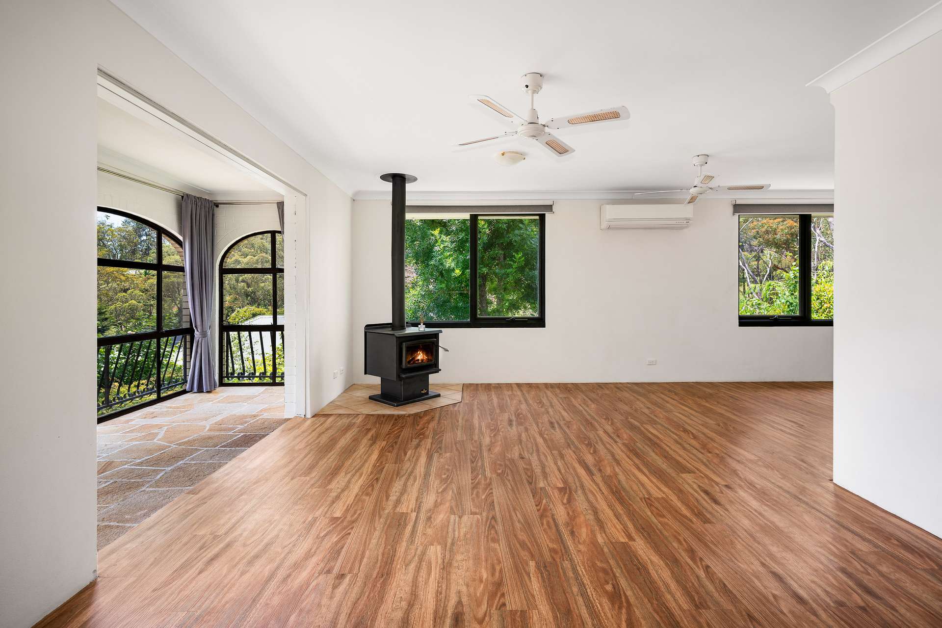 23 Hazel Avenue, Hazelbrook, NSW 2779 AUS