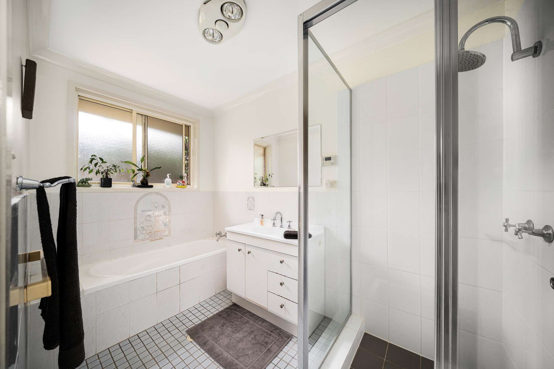 53a Genevieve Road, Bullaburra, NSW 2784 AUS