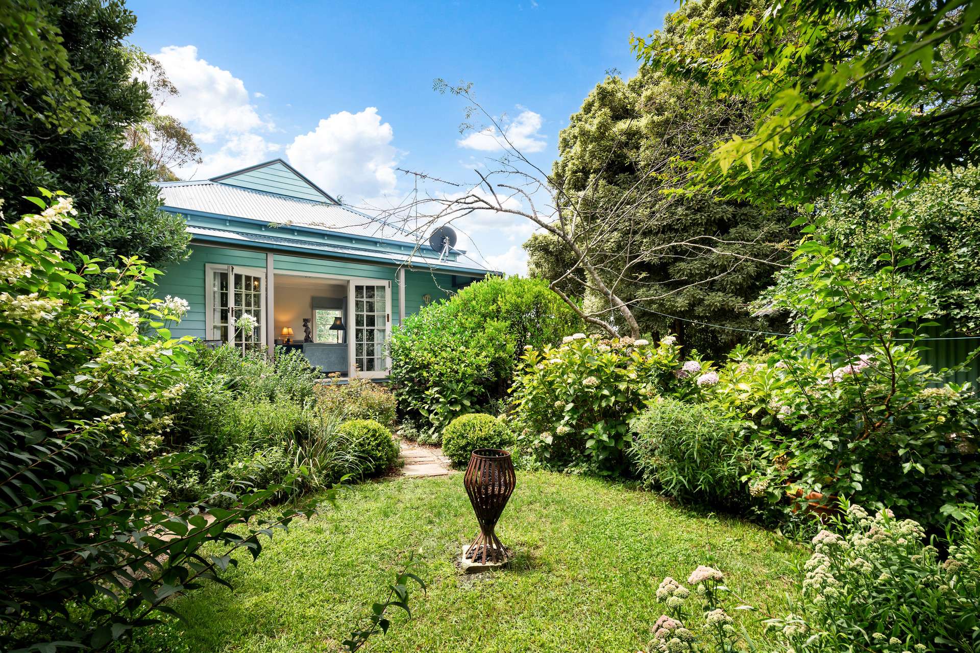 51 Clissold Street, Katoomba, NSW 2780 AUS