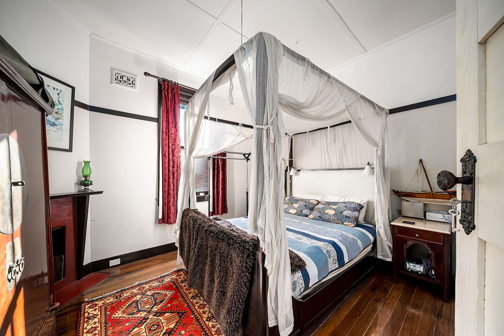 6 Waratah Street, Katoomba, NSW 2780 AUS