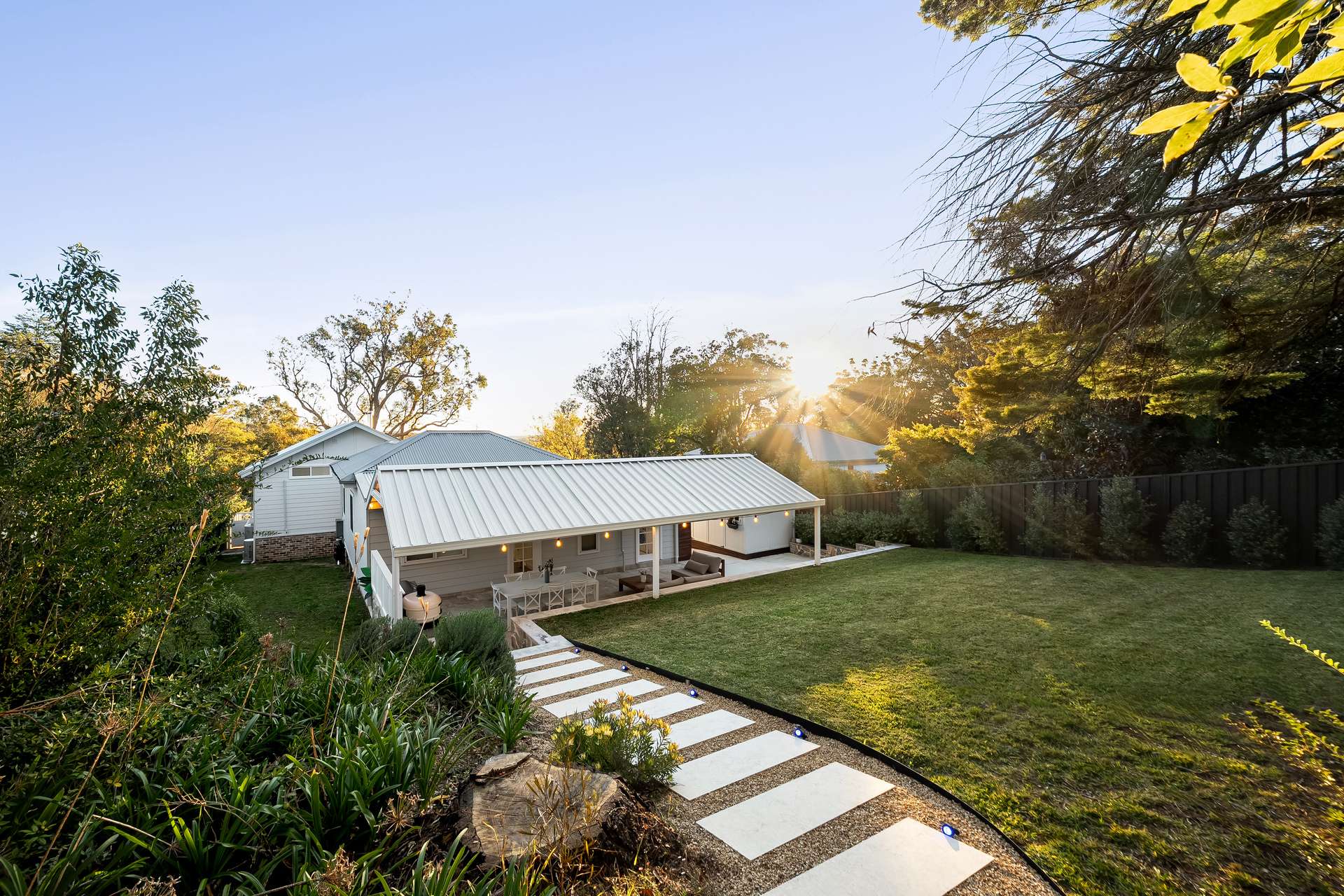 20 Glendarrah Street, Hazelbrook, NSW 2779 AUS