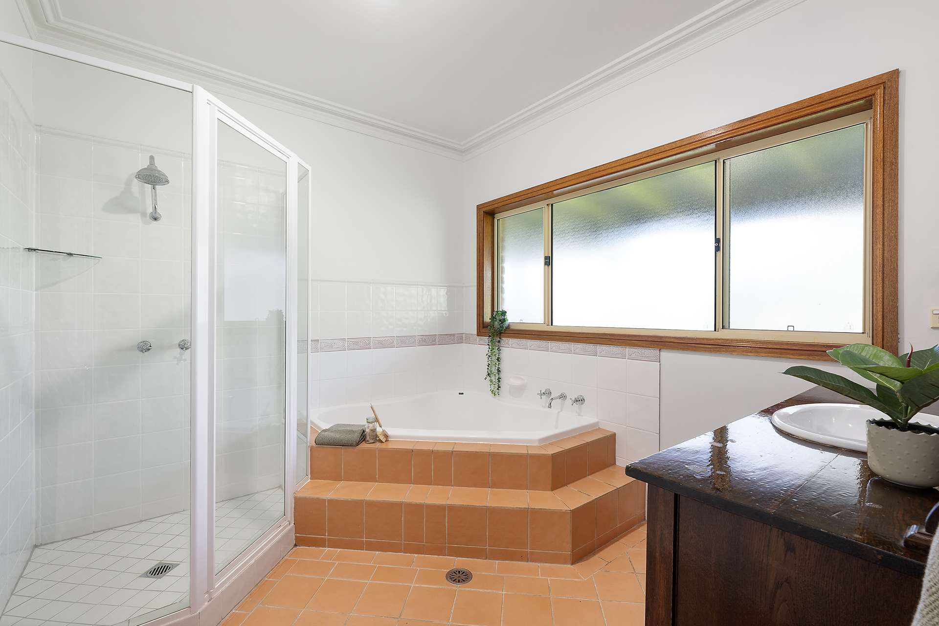 62 Albert Road, Bullaburra, NSW 2784 AUS