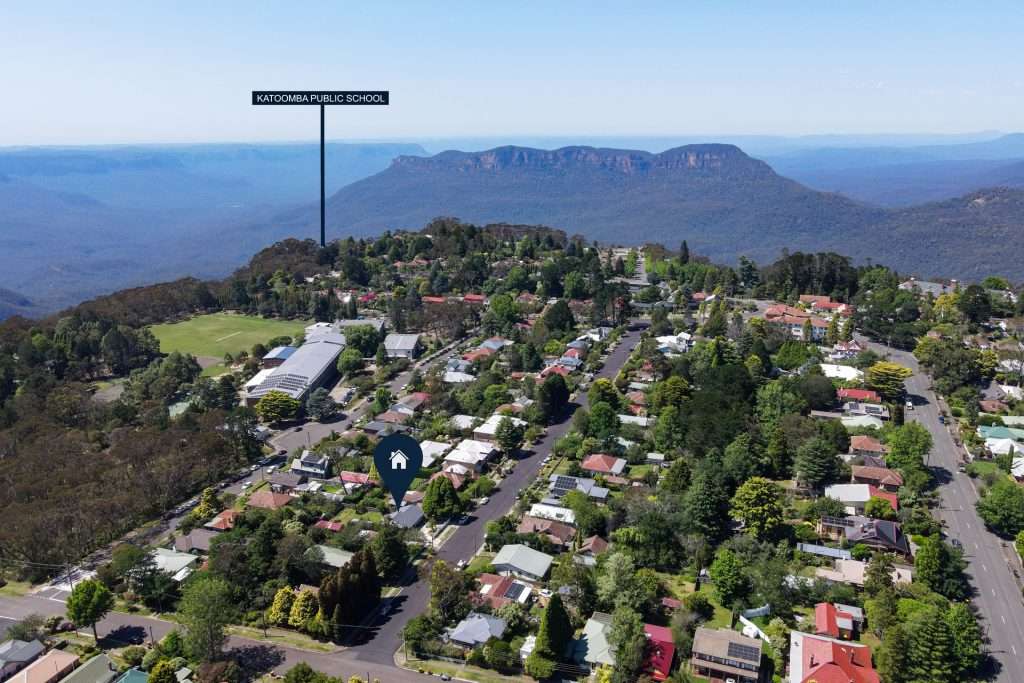 44 Darley Street, Katoomba, NSW 2780 AUS