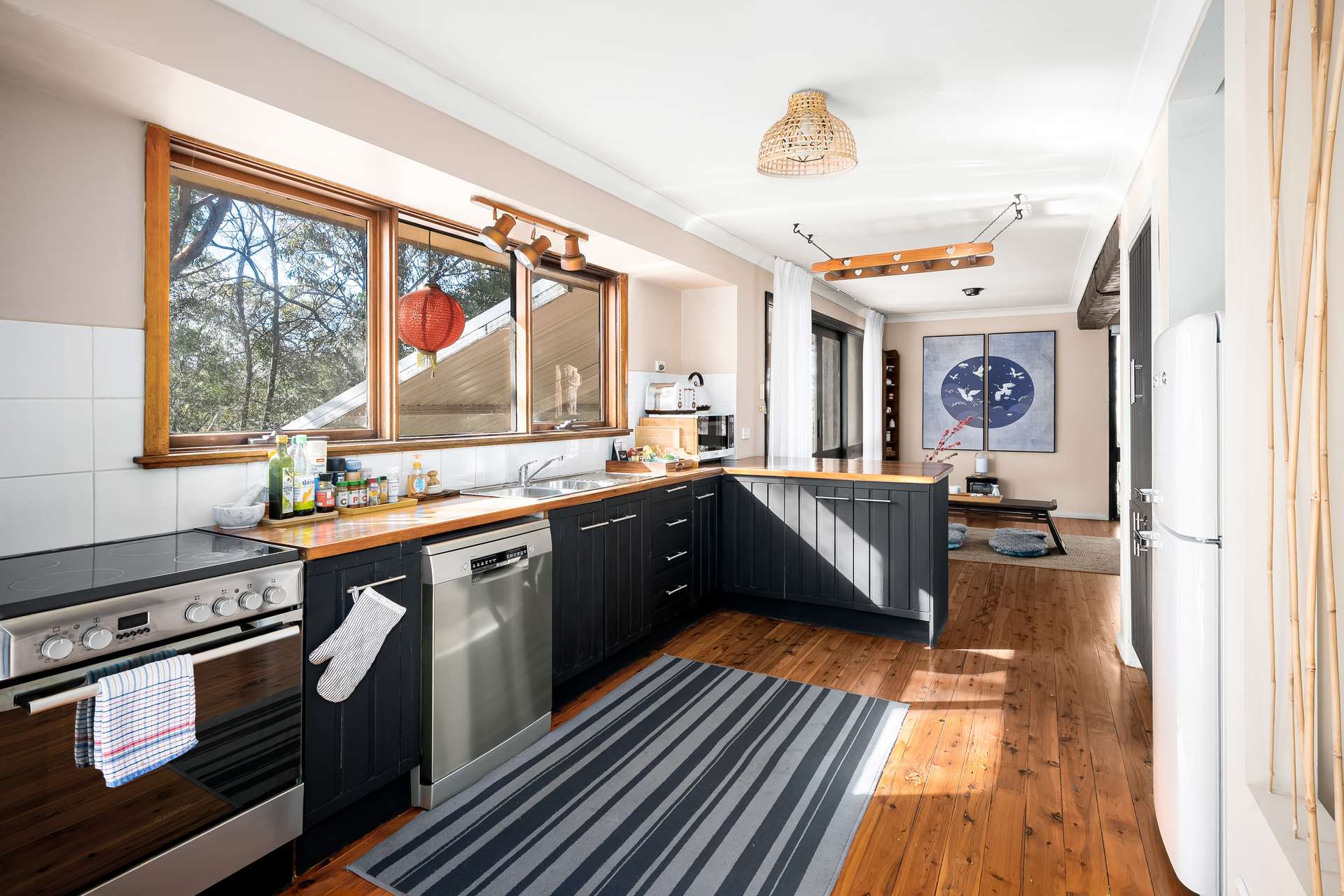 19 Hovea Place, Woodford, NSW 2778 AUS