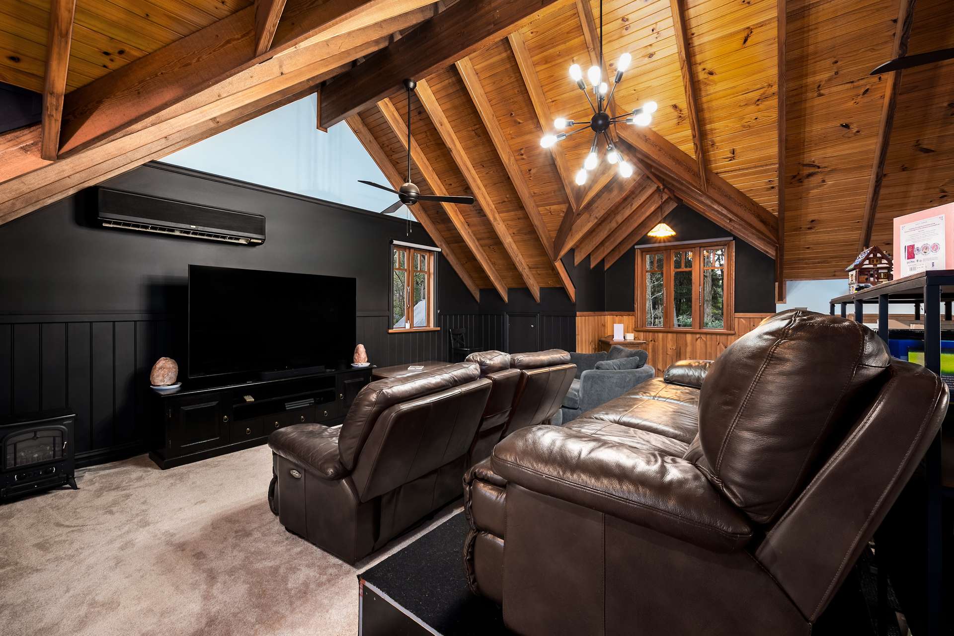 1553 Bells Line Of Road, Kurrajong Heights, NSW 2758 AUS