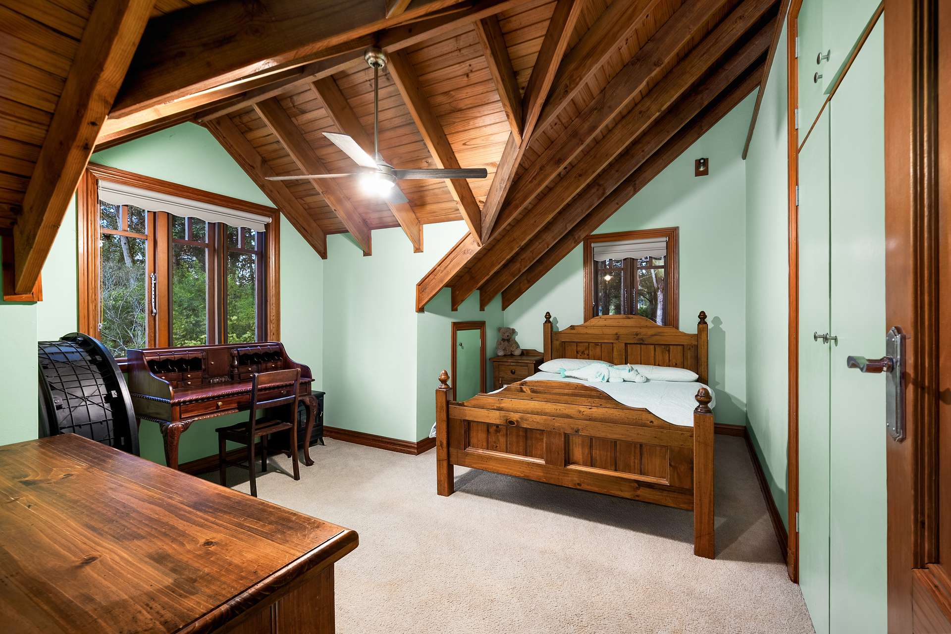 1553 Bells Line Of Road, Kurrajong Heights, NSW 2758 AUS