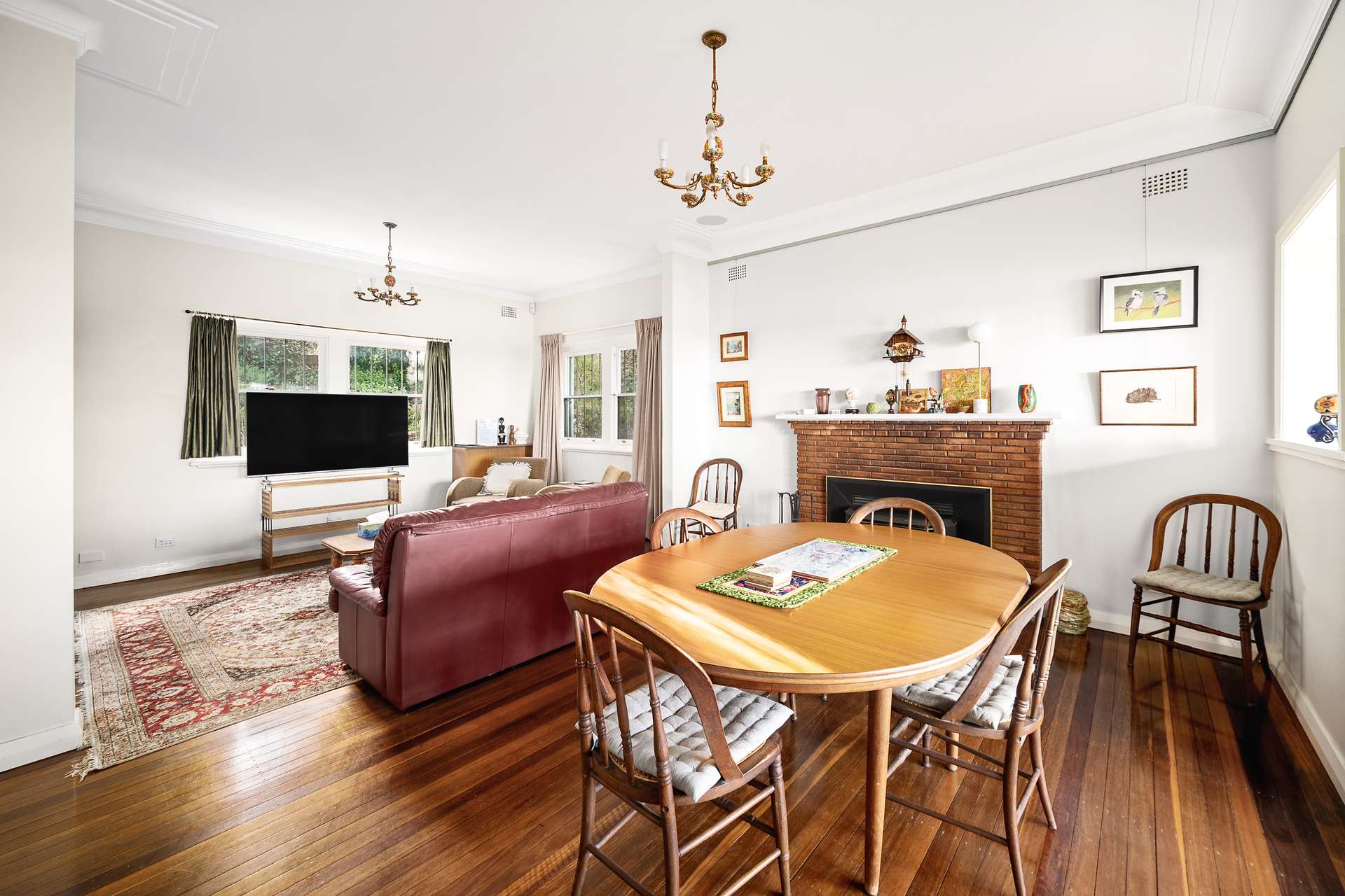 29 Carrington Avenue, Katoomba, NSW 2780 AUS