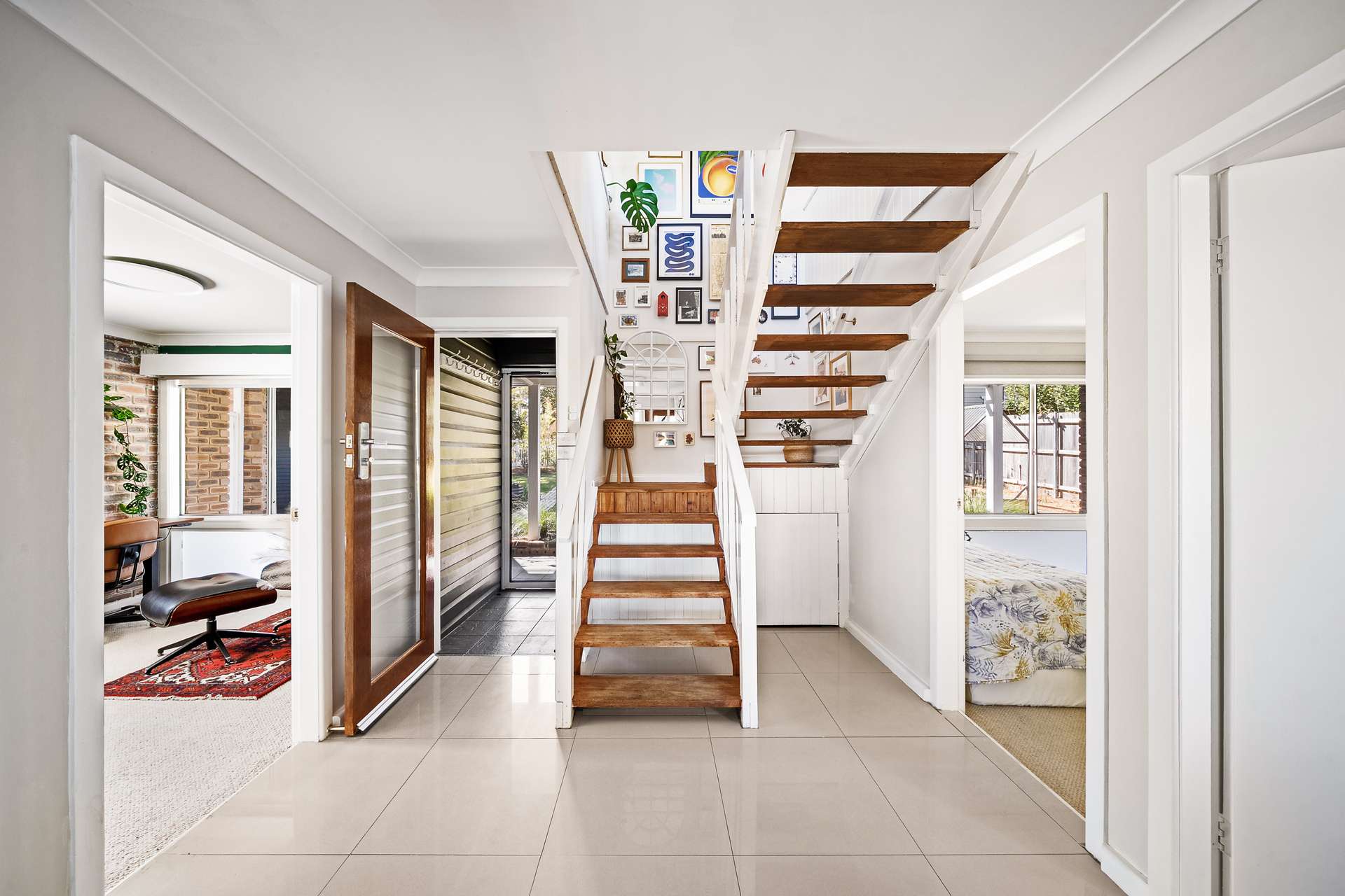 154a Blaxland Road, Wentworth Falls, NSW 2782 AUS