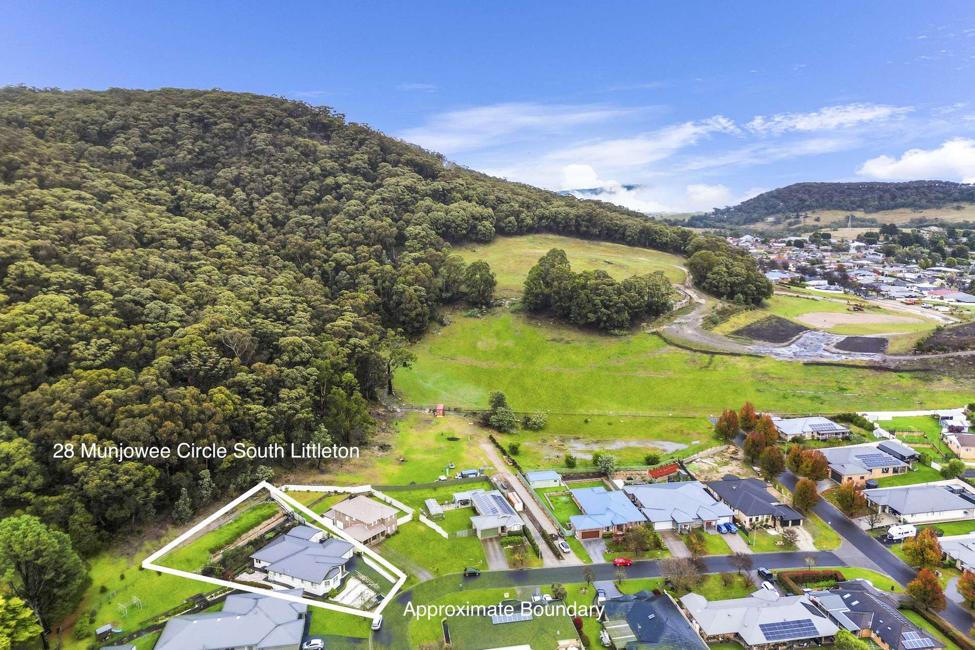 28 Munjowee Circle, South Littleton, NSW 2790 AUS