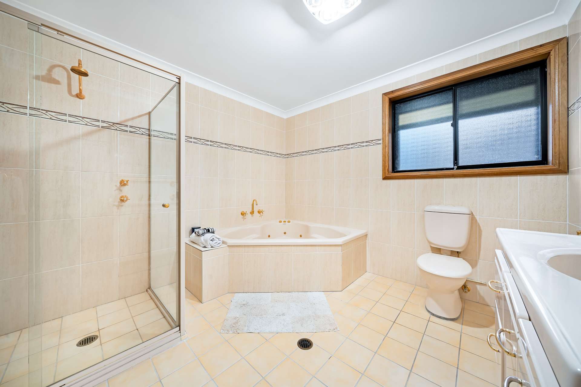 11 Colville Road, Yellow Rock, NSW 2777 AUS