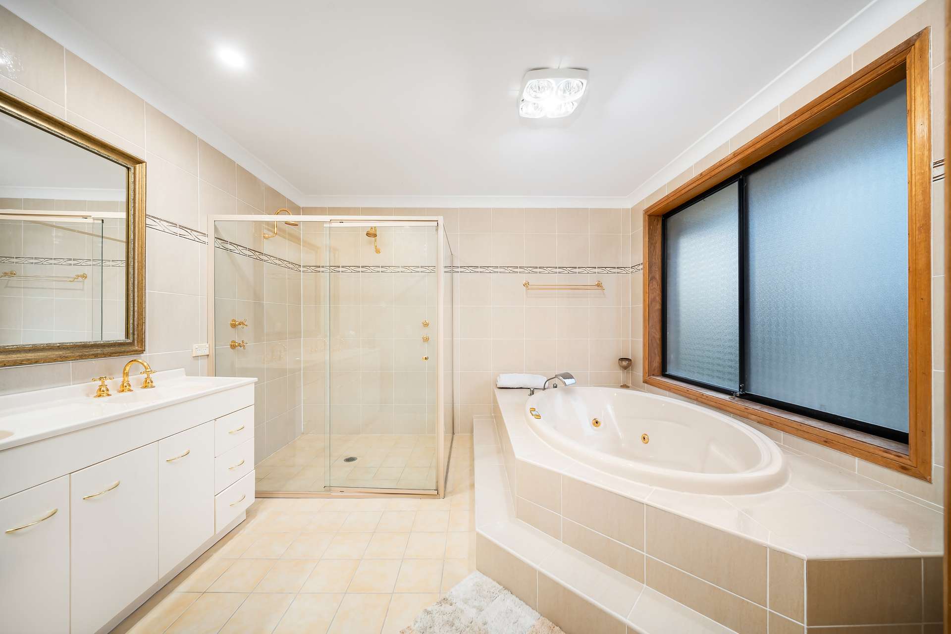 11 Colville Road, Yellow Rock, NSW 2777 AUS