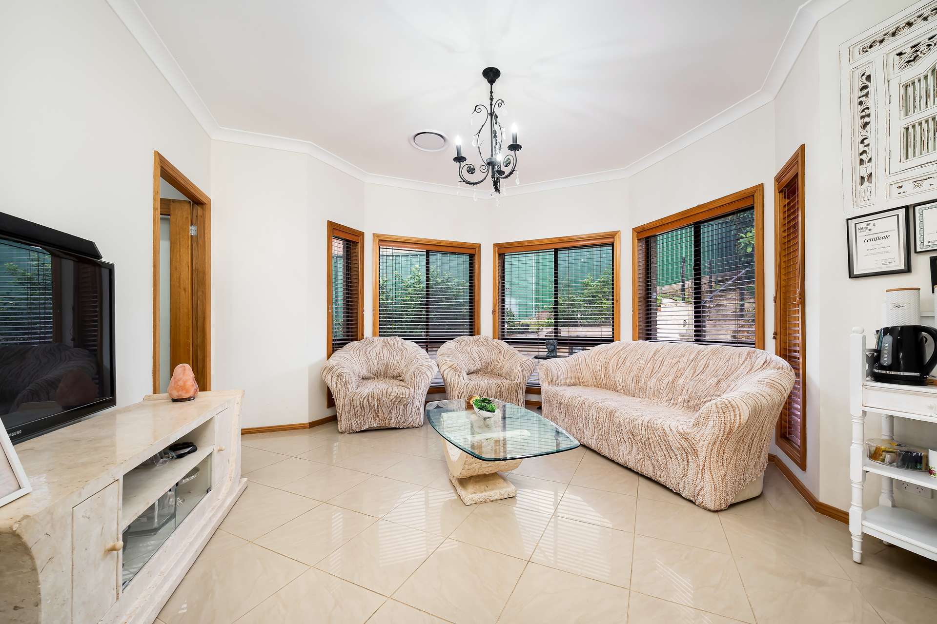 11 Colville Road, Yellow Rock, NSW 2777 AUS