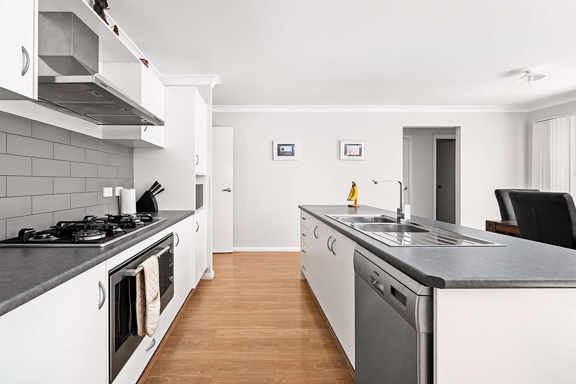 14 Minni Ha Ha Road, Katoomba, NSW 2780 AUS