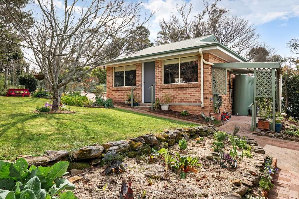 55 Clear View Parade, Hazelbrook - Thumbnail 6
