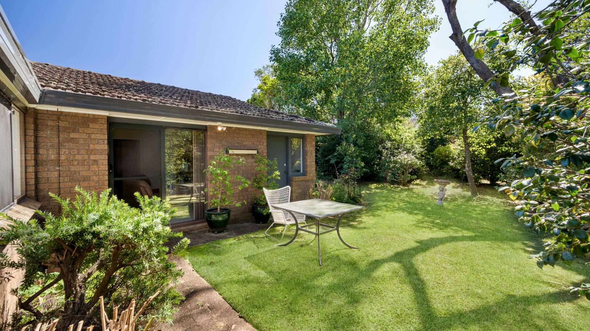 8 Maple Grove, Wentworth Falls, NSW 2782 AUS