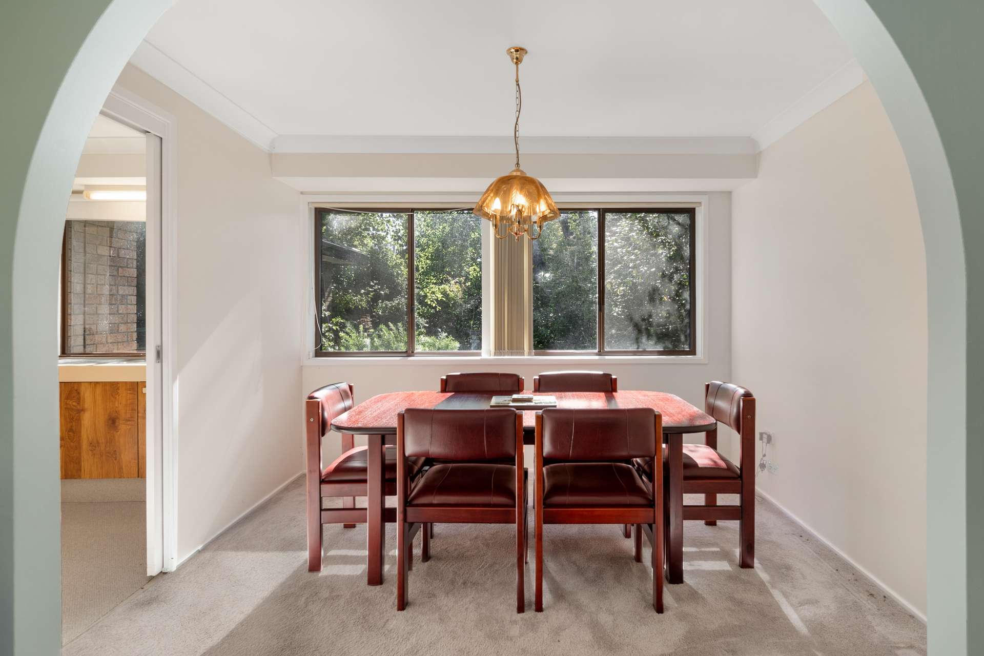 8 Maple Grove, Wentworth Falls, NSW 2782 AUS