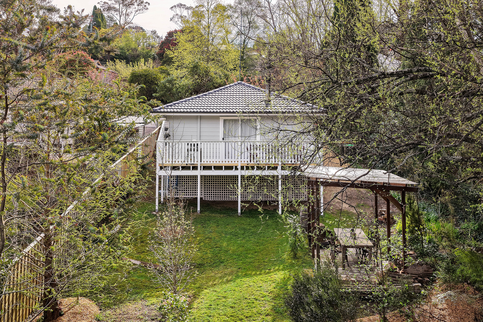 33 Wentworth Street, Leura, NSW 2780 AUS