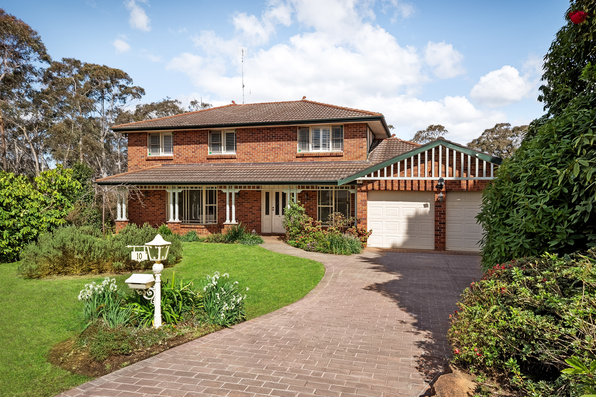 10 Stuarts Road, Katoomba, NSW 2780 AUS