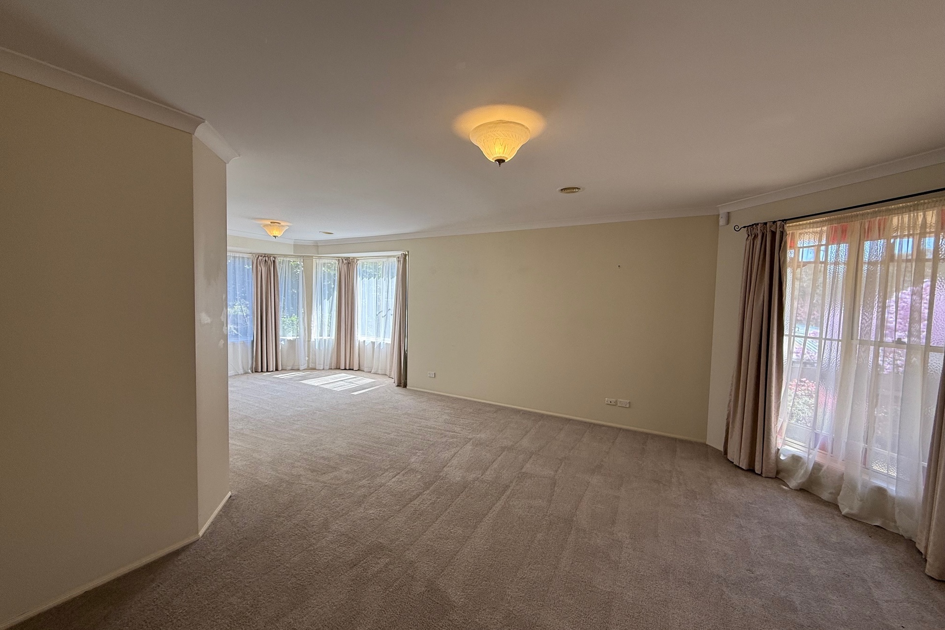 11 Wilson Street, Wentworth Falls, NSW 2782 AUS