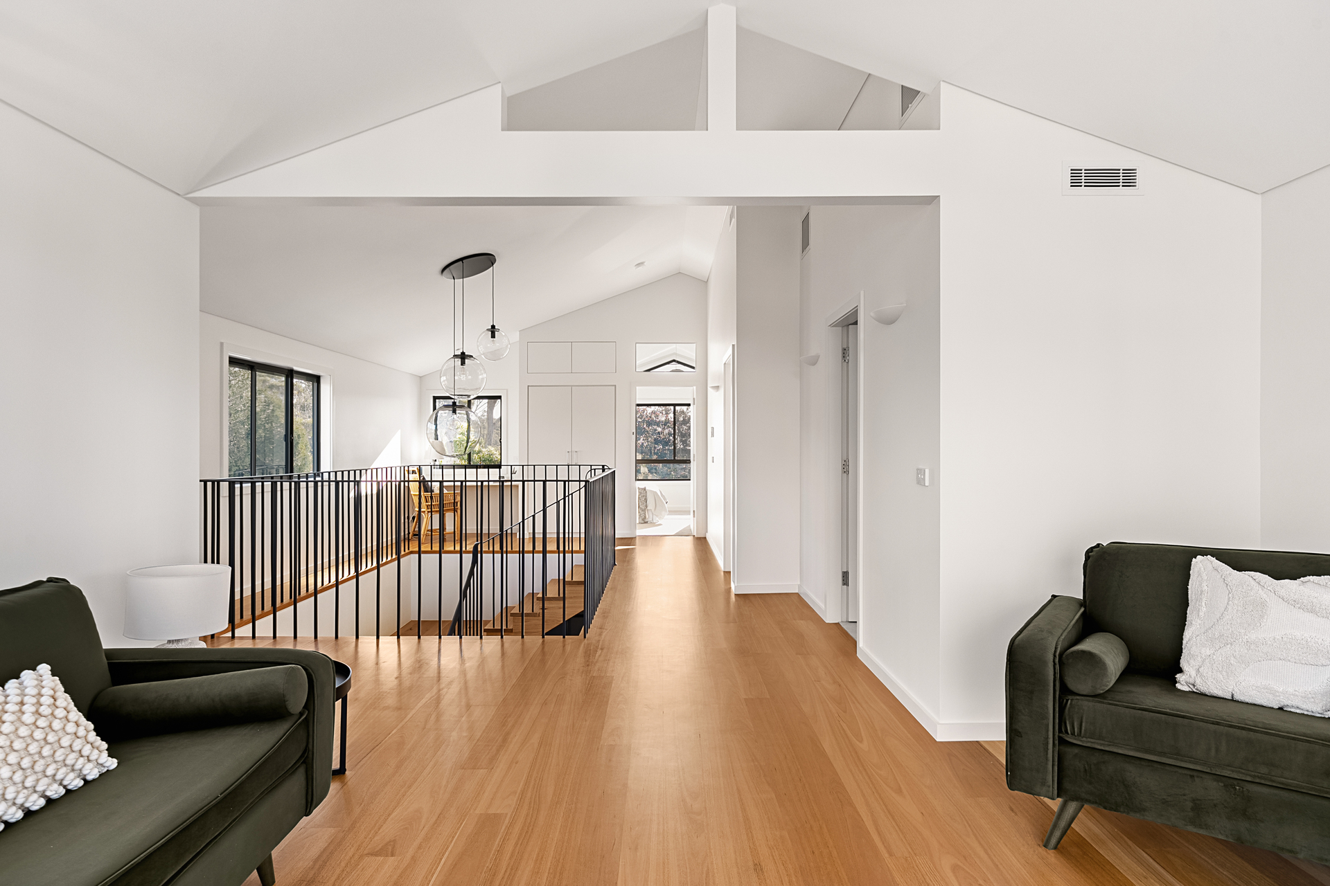 47 Edward Parade, Wentworth Falls, NSW 2782 AUS