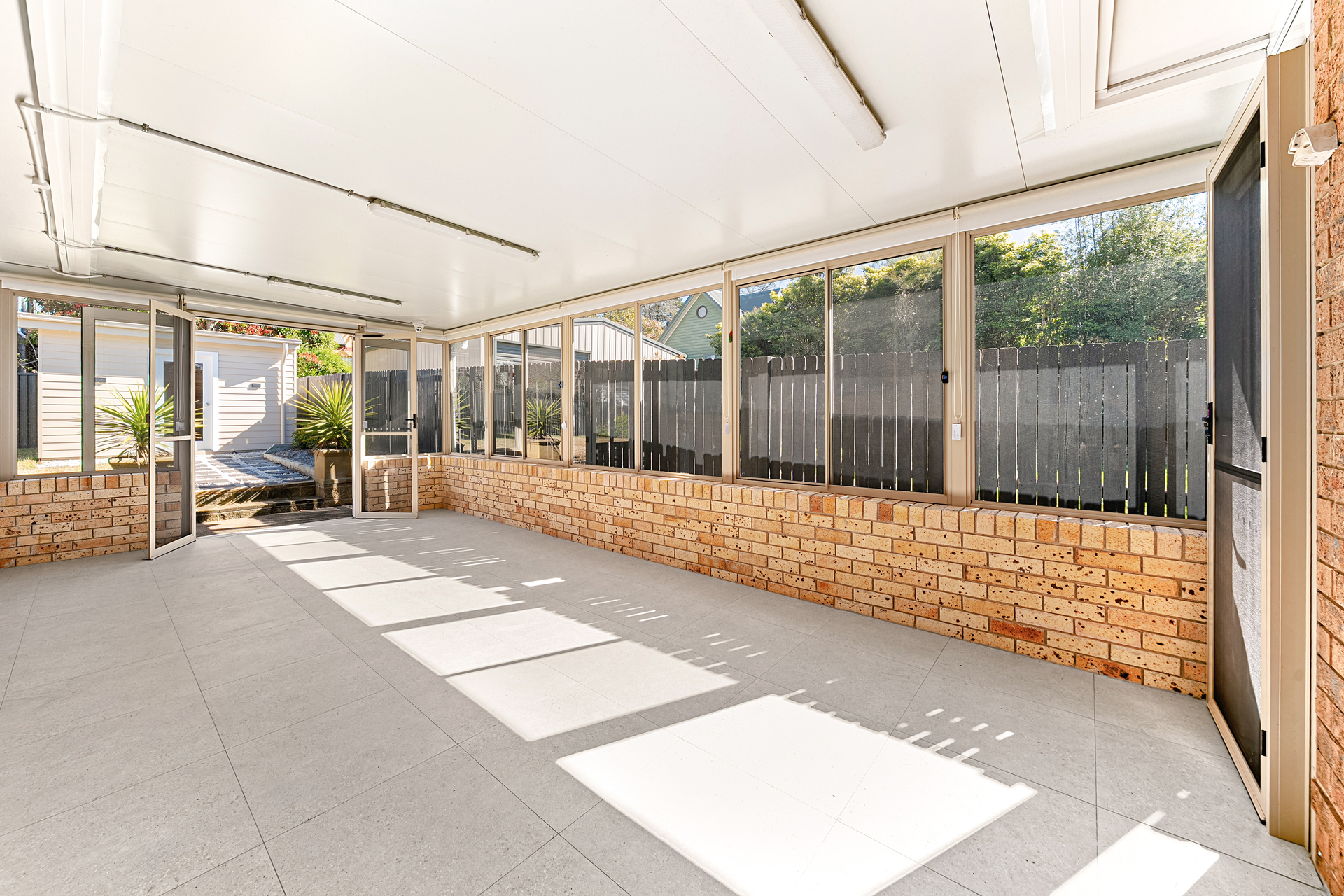 8 Lyle Street, Wentworth Falls, NSW 2782 AUS