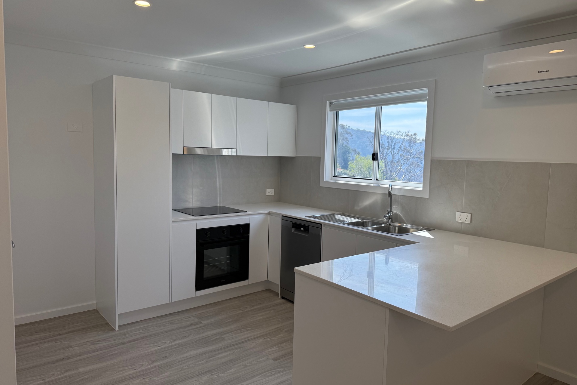 62 Seventh Avenue, Katoomba, NSW 2780 AUS