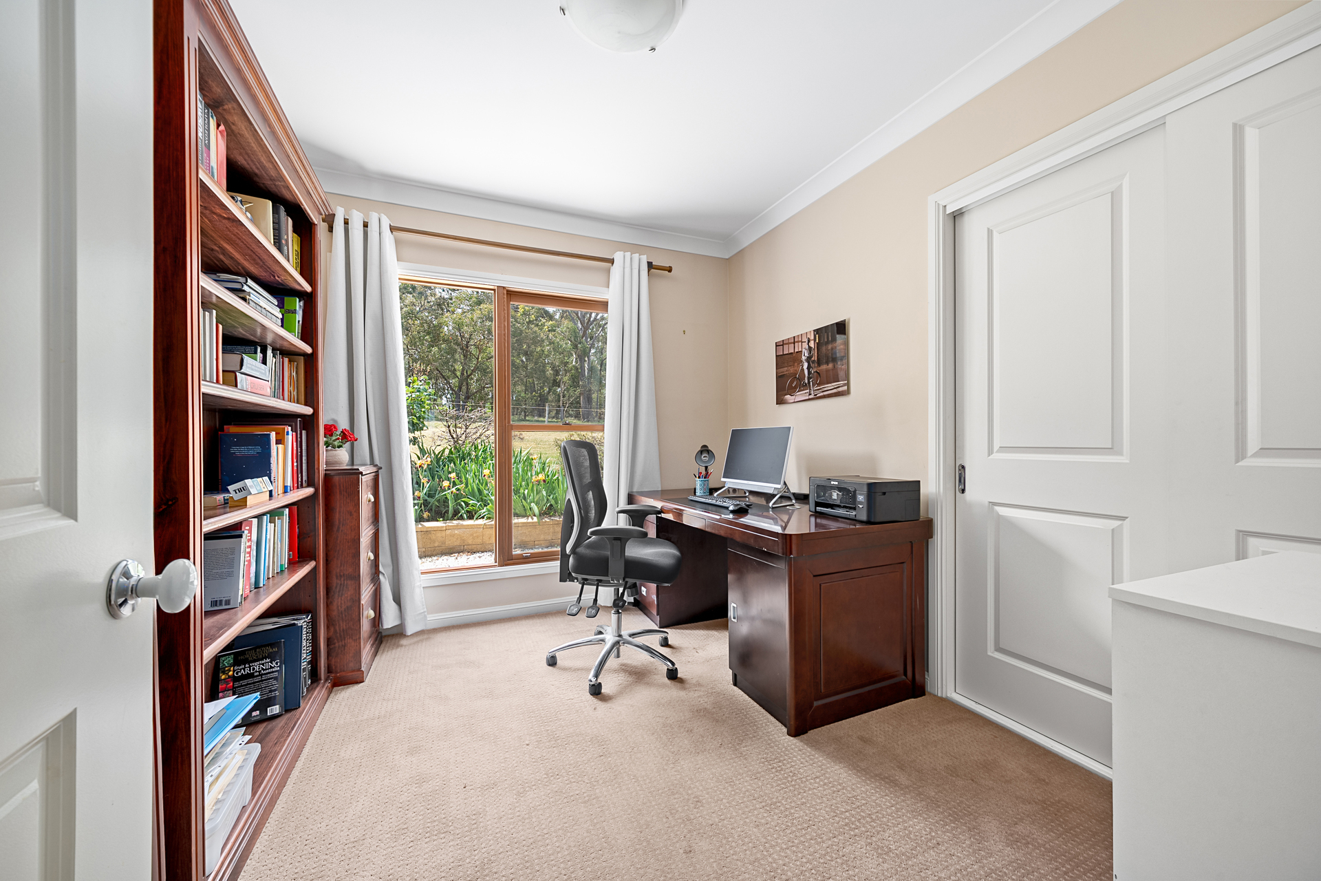 77 Carroll Drive, Hartley, NSW 2790 AUS