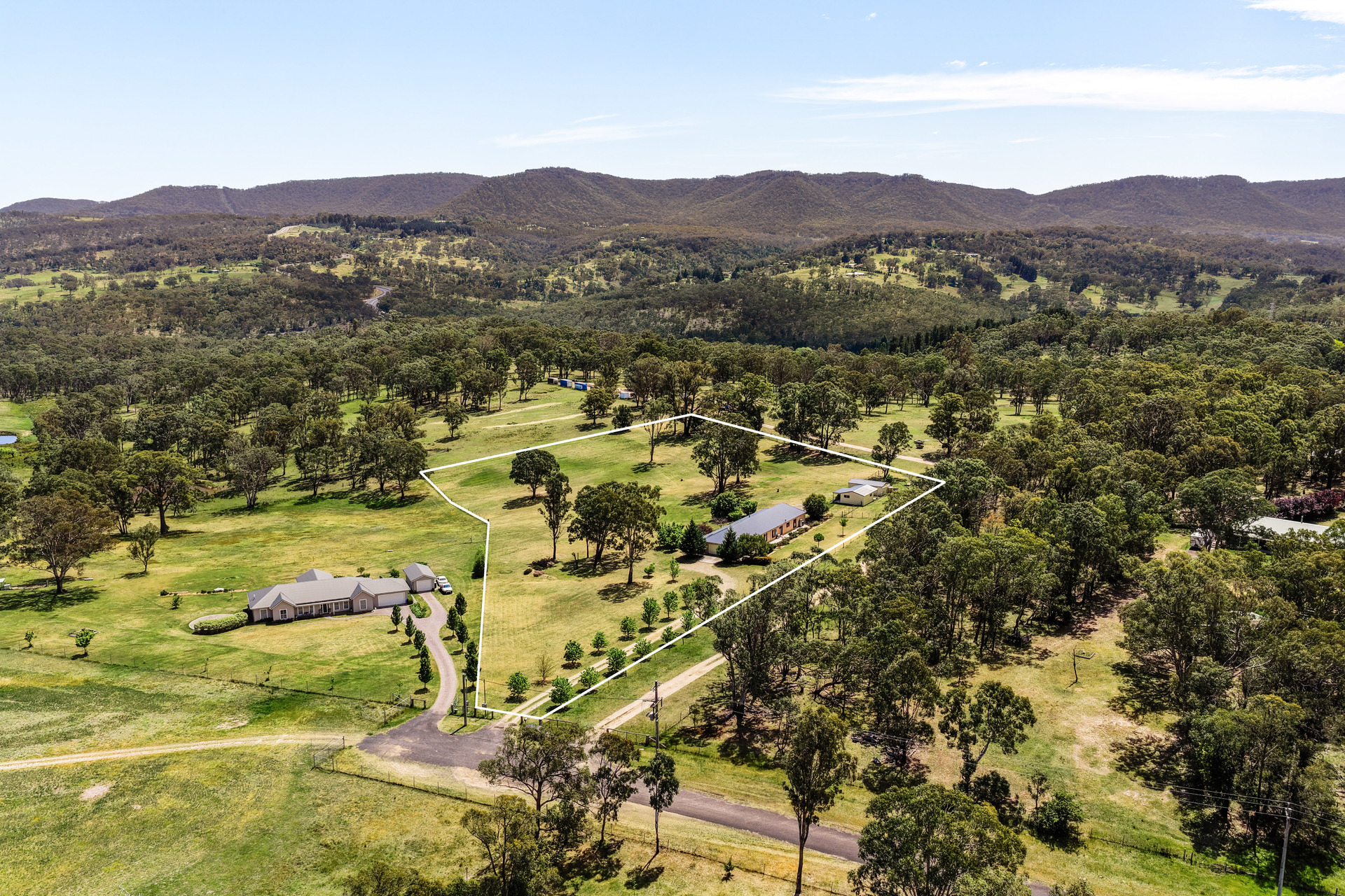 77 Carroll Drive, Hartley, NSW 2790 AUS