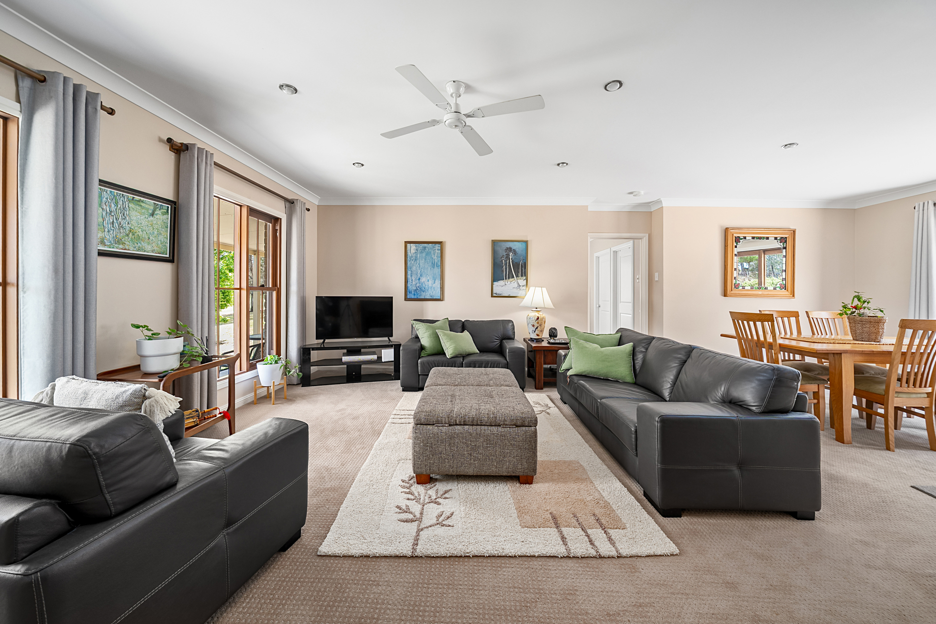 77 Carroll Drive, Hartley, NSW 2790 AUS