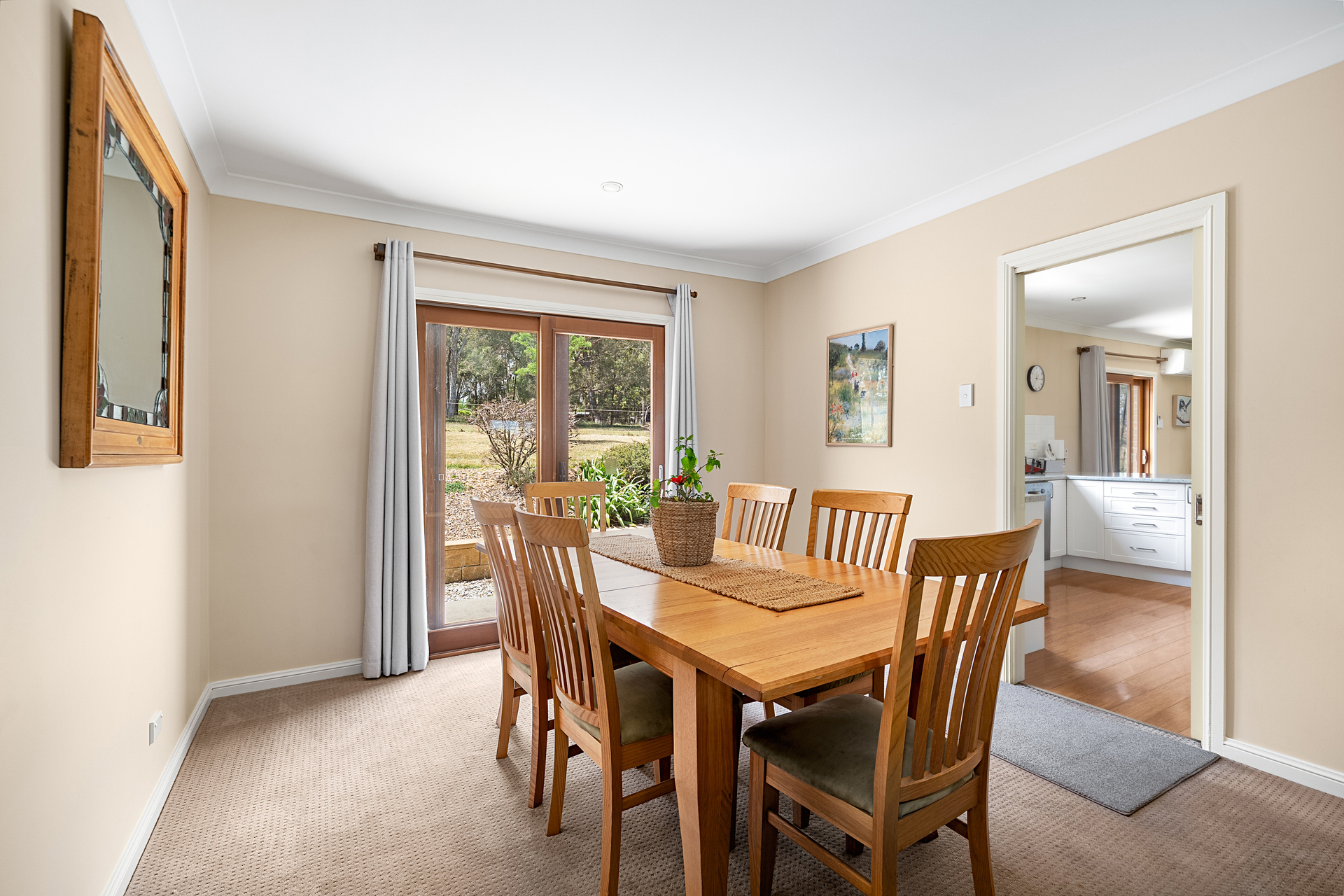 77 Carroll Drive, Hartley, NSW 2790 AUS