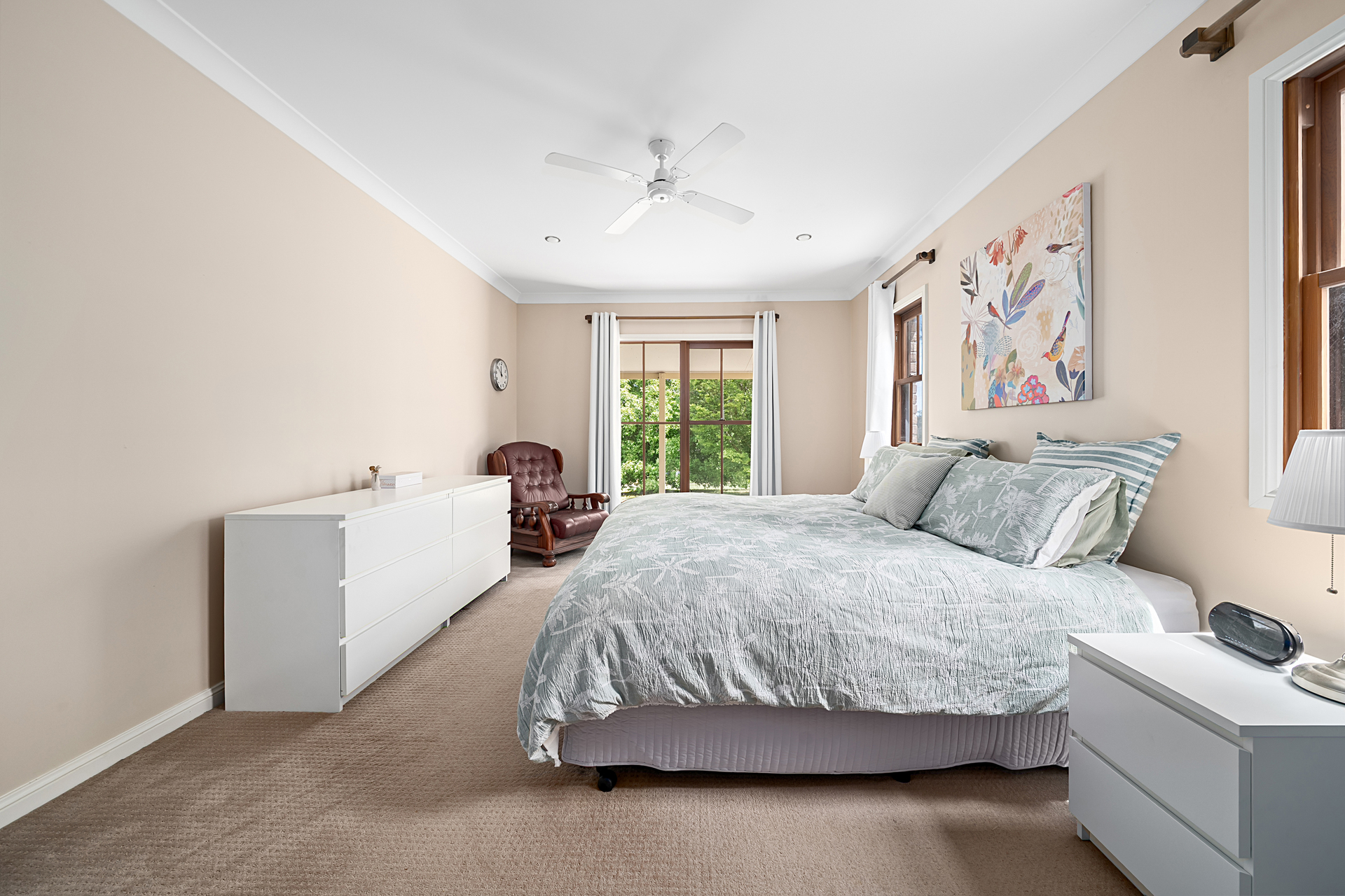 77 Carroll Drive, Hartley, NSW 2790 AUS