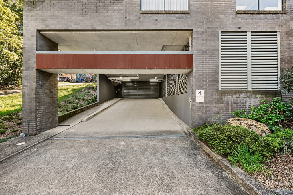 1/4 Springwood Lane, Springwood, NSW 2777 AUS