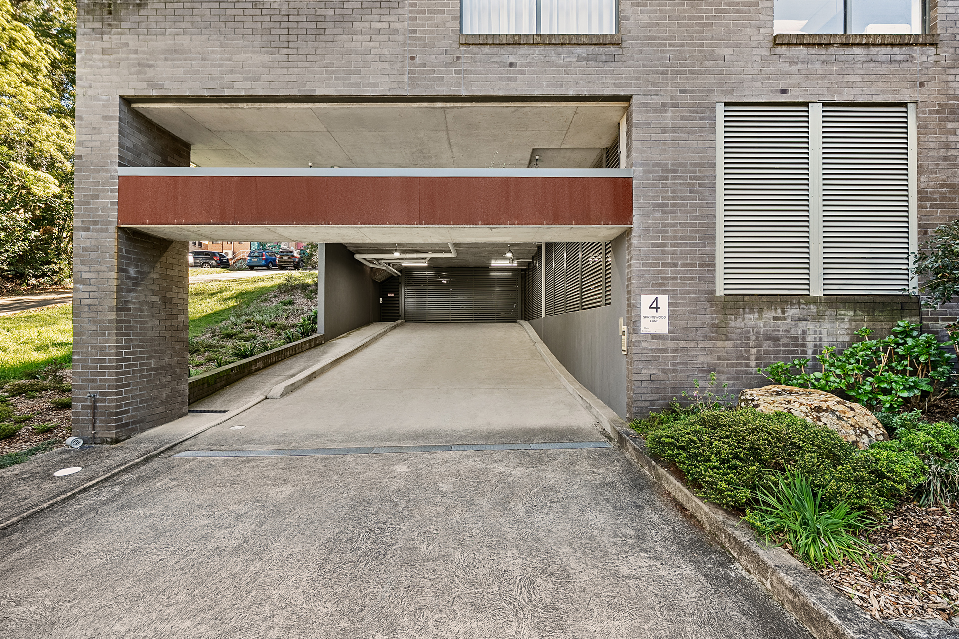 1/4 Springwood Lane, Springwood, NSW 2777 AUS