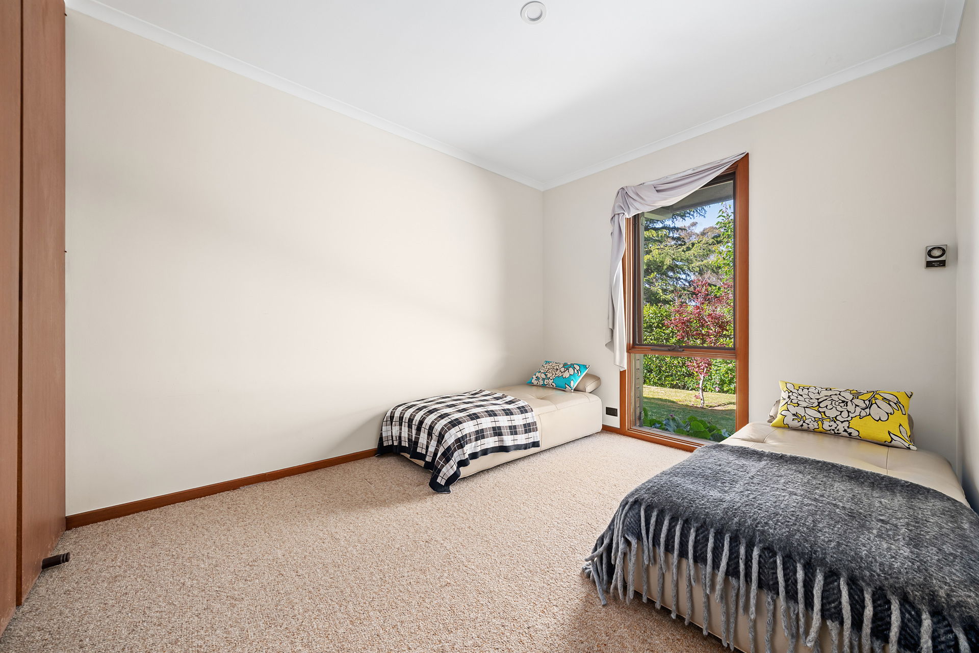 140 Blaxland Road, Wentworth Falls, NSW 2782 AUS